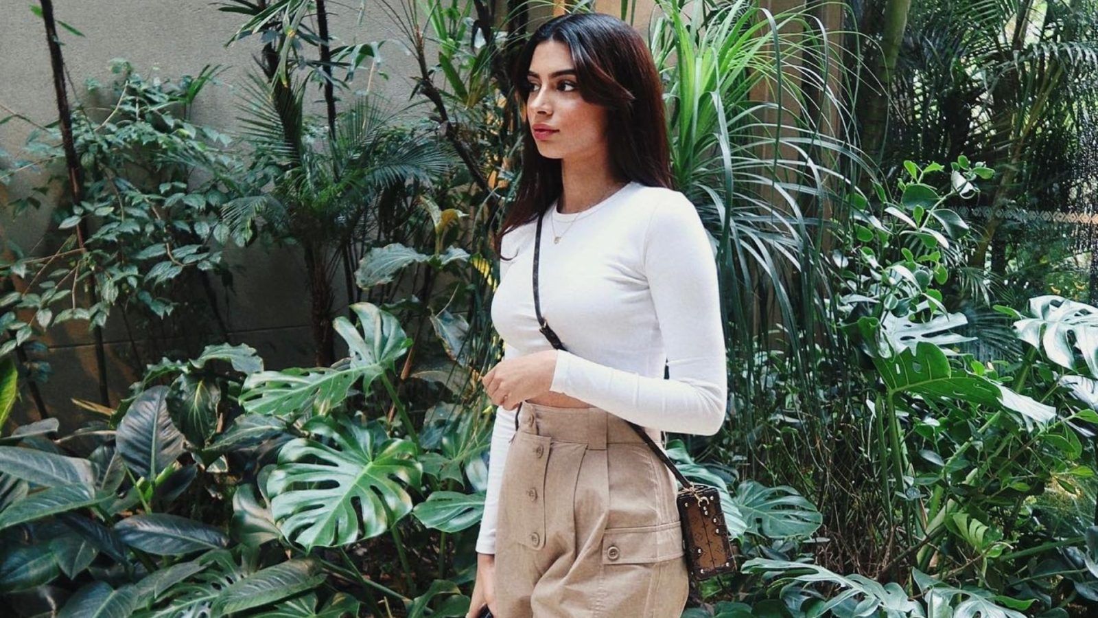 1600x900 The ultimate experts guide on how to stay fit in your 20s like Khushi Kapoor