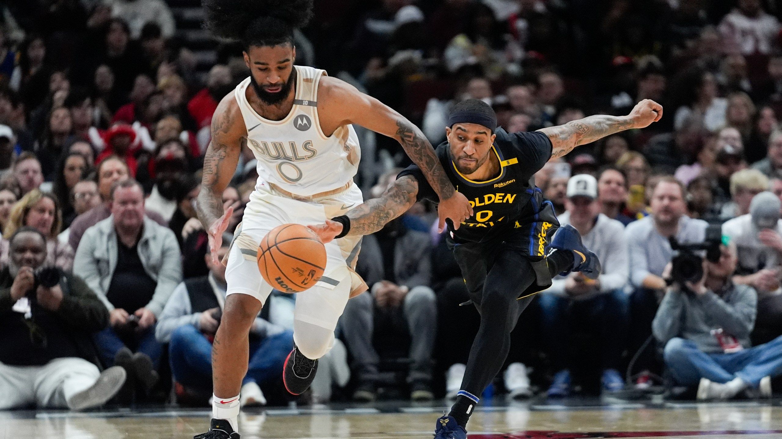 2560x1440 Curry Scores 34 Points, Butler Adds 25 In Golden State Debut As Warriors Rally To Beat Bulls 132 111