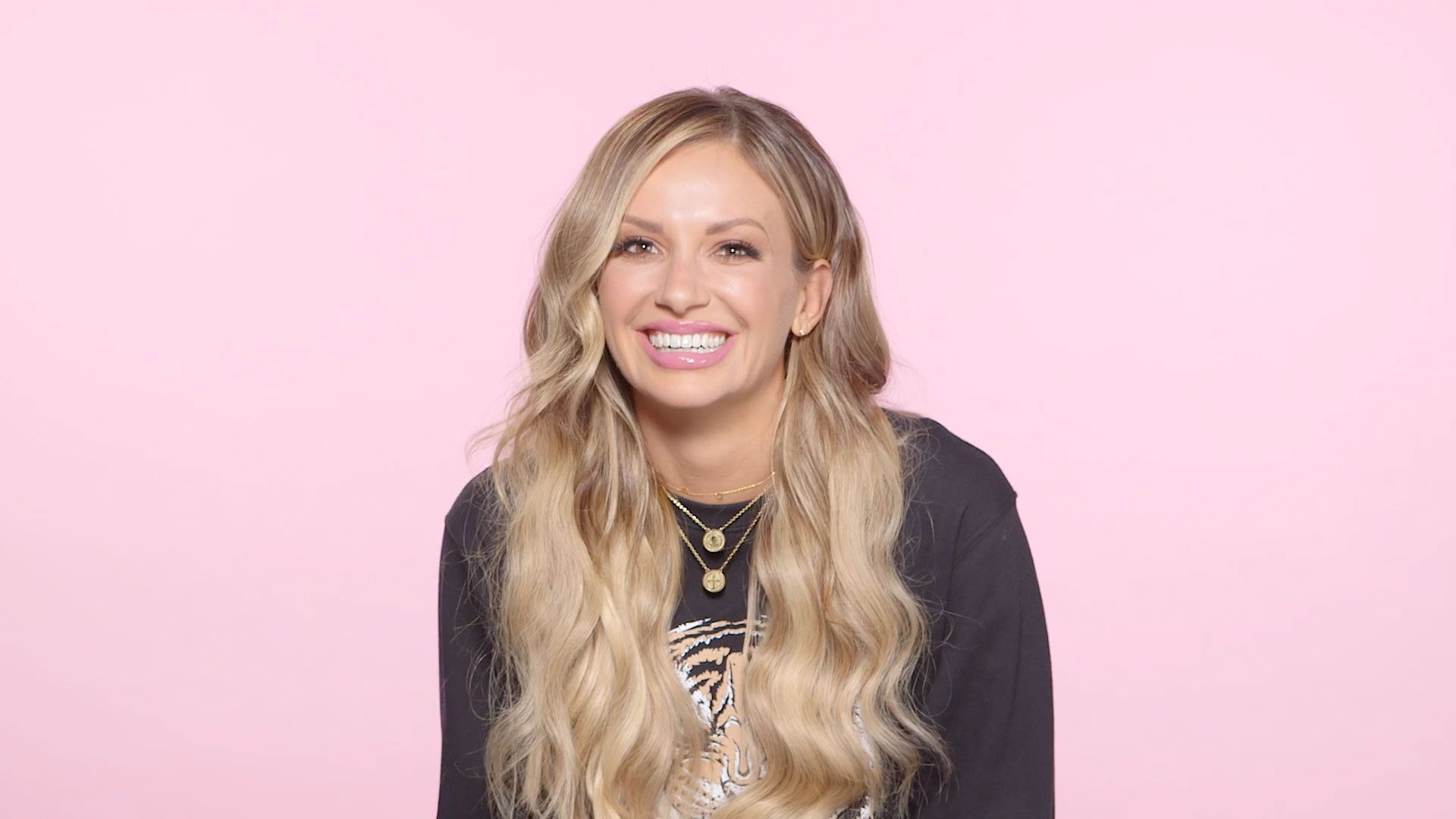 1920x1080 Carly Pearce Wallpaper