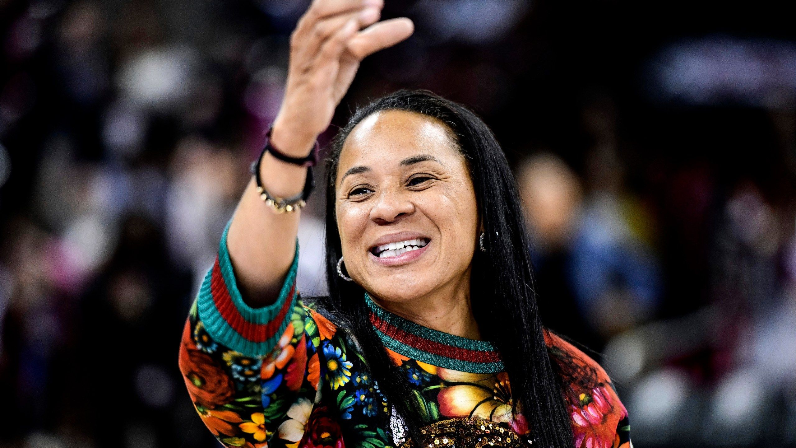 2560x1440 South Carolina's Dawn Staley is AP women's coach of the year
