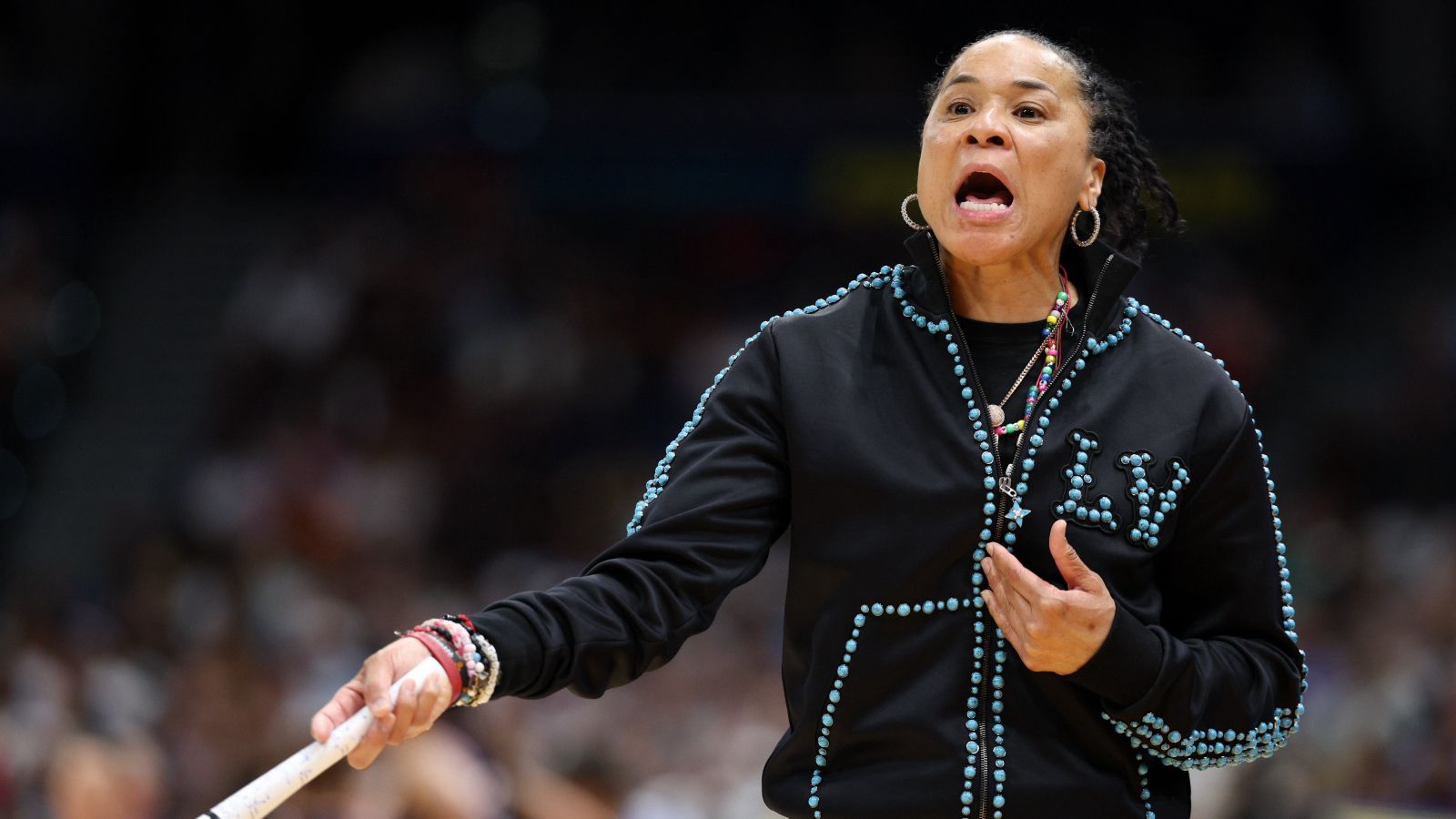 1600x900 Dawn Staley Coaches, Loses In $500 Louis Vuitton Tracksuit
