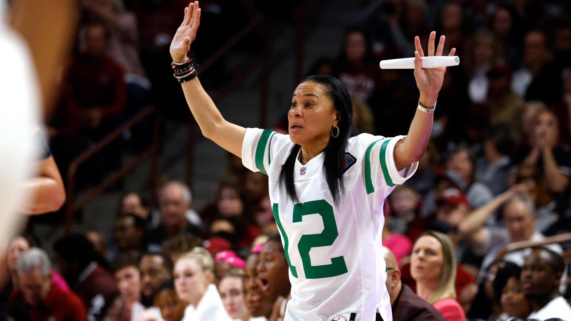 1920x1080 Why Dawn Staley rocked a Randall Cunningham Eagles jersey for South Carolina vs. LSU showdown