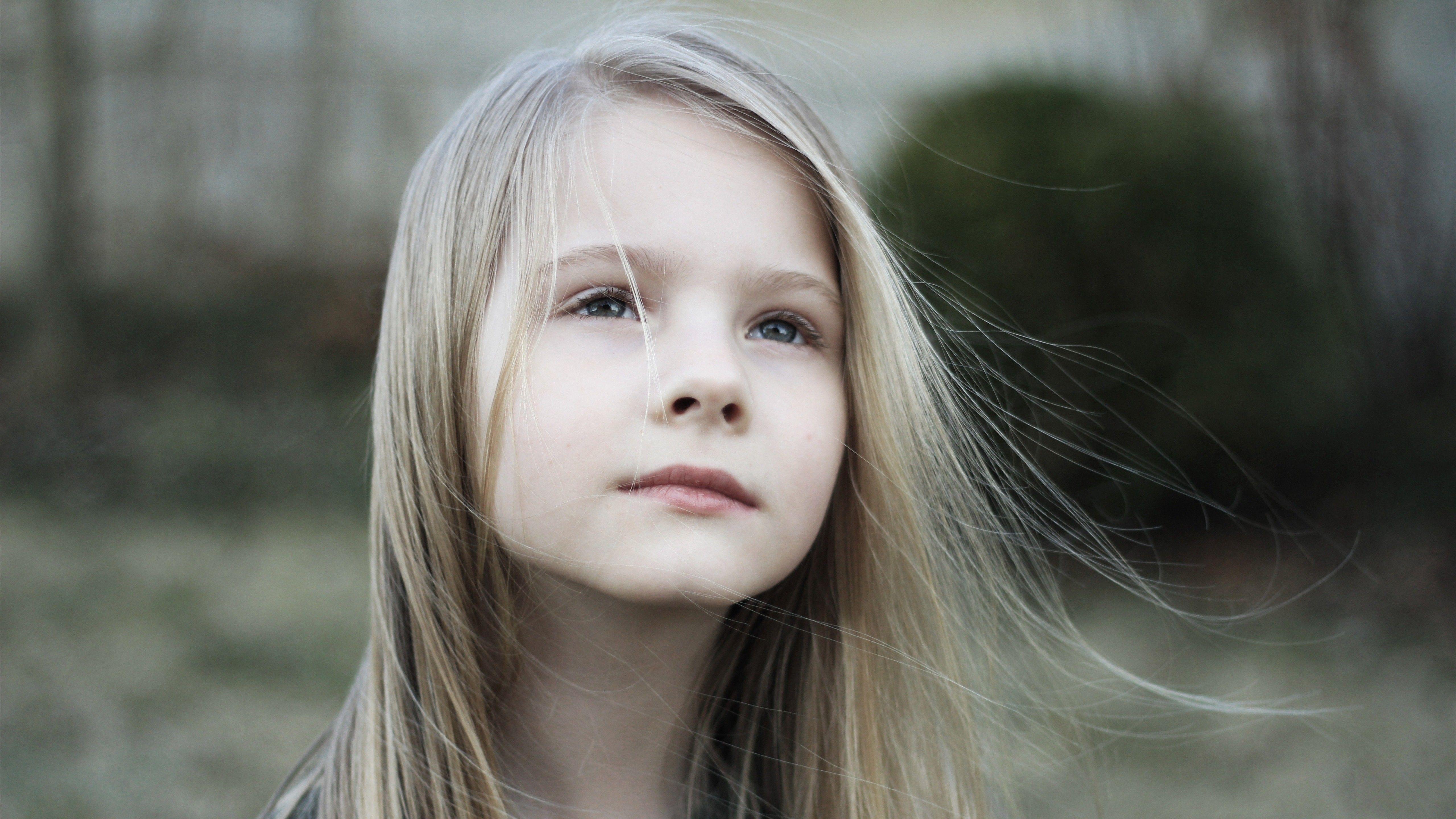 5120x2880 Scenic Child Girl 5K Wallpaper
