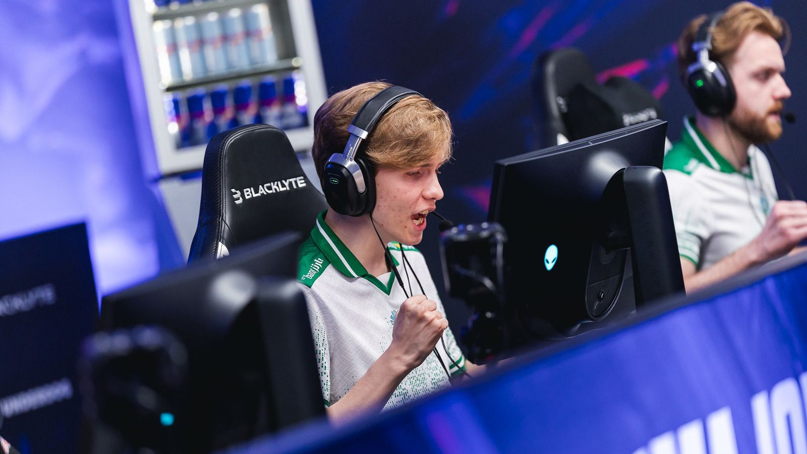 1600x900 M0NESY: NiKo has voice priority over kyxsan on CT side