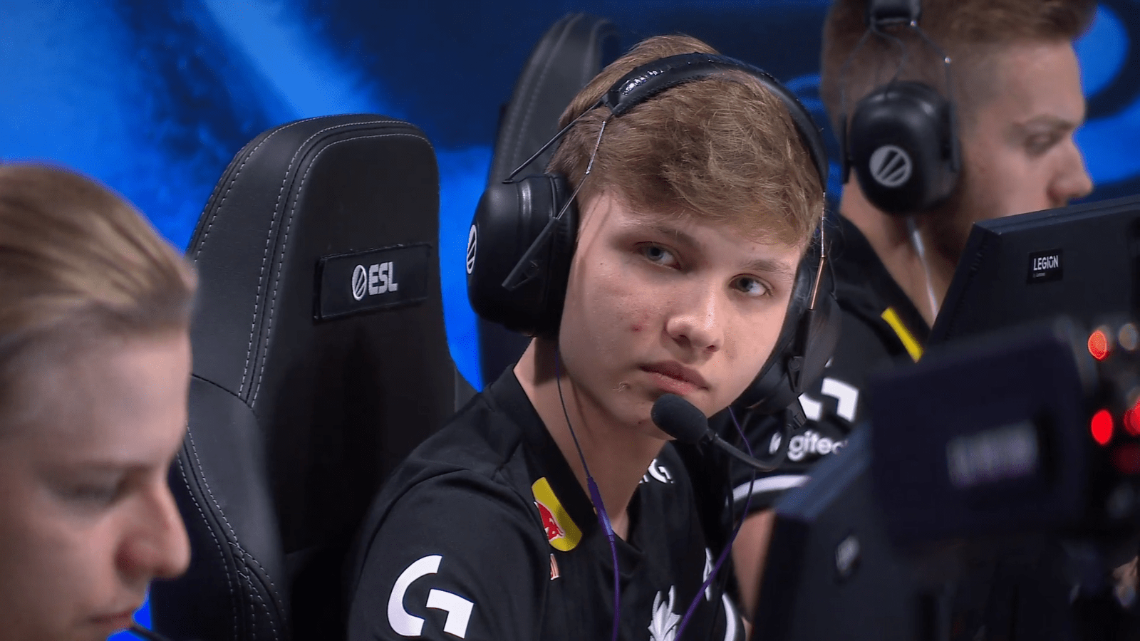 1600x900 M0nesy Stare After The 0 8 Scoreline