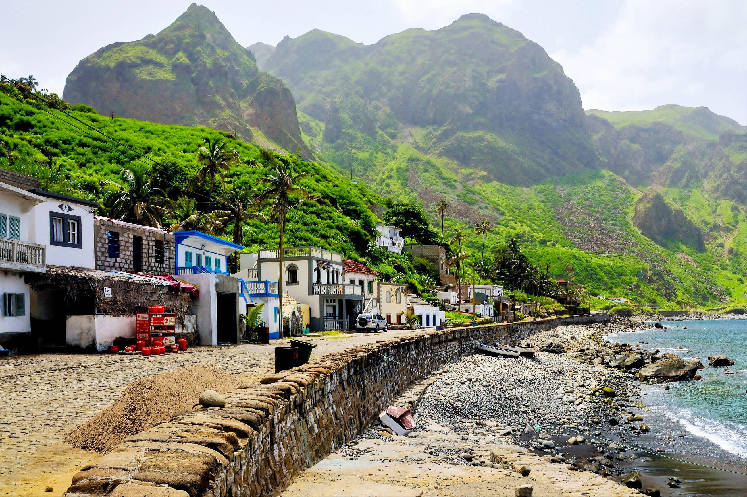 2600x1733 Cabo Verde Wallpaper