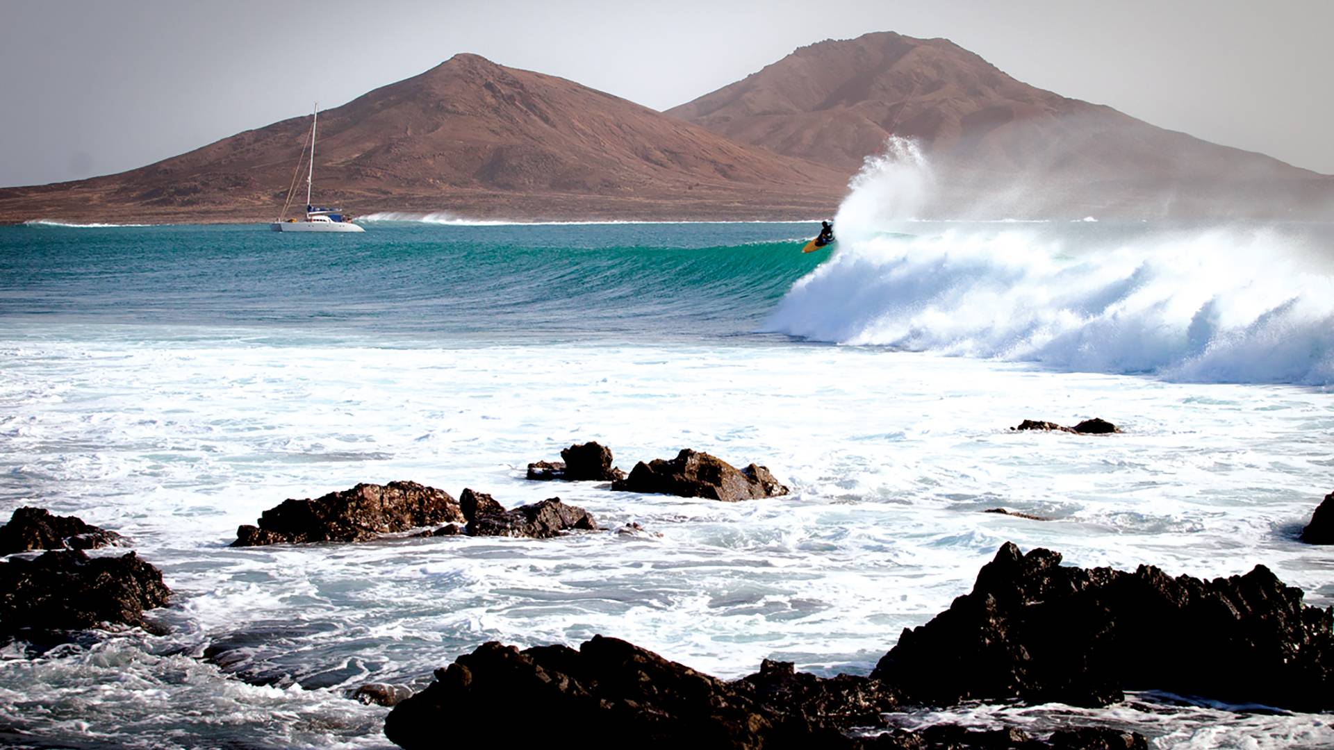 1920x1080 Surfing in Cape Verde Islands
