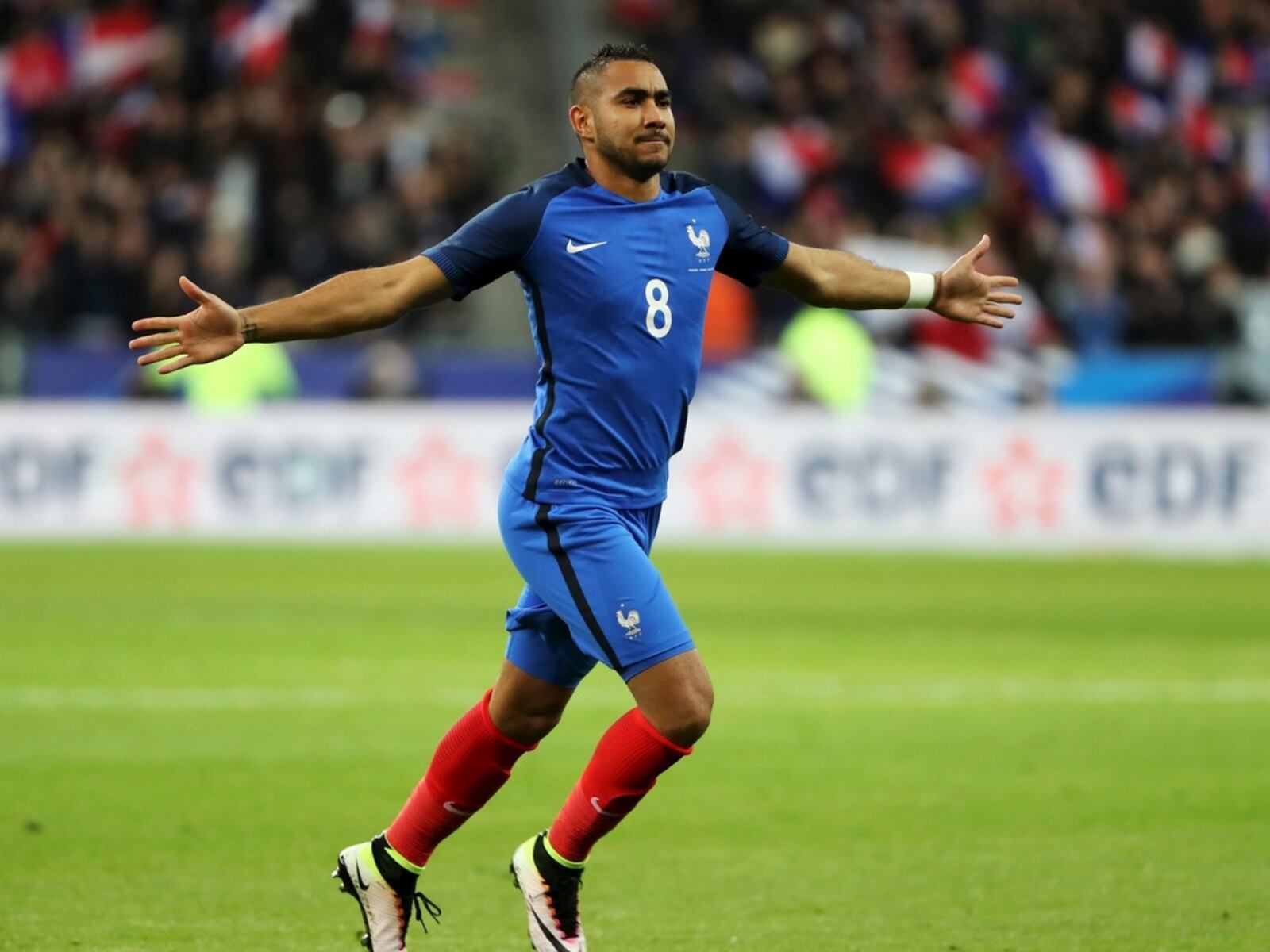 1600x1200 Birthday boy Dimitri Payet furthers France credentials