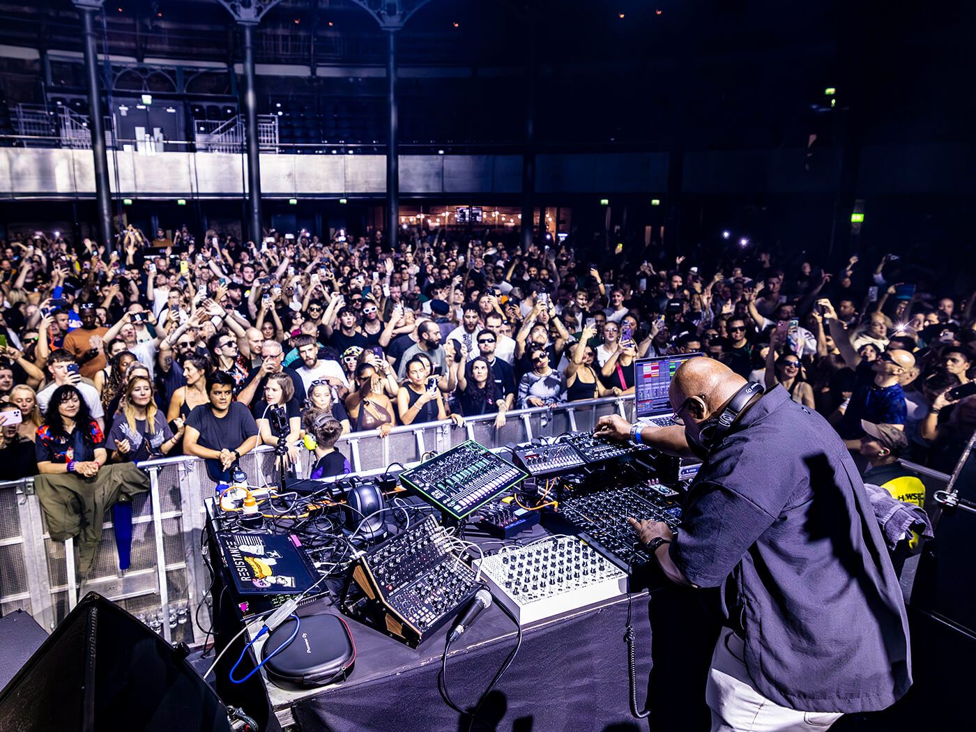 1400x1050 Carl Cox is evolving in live dance music: “Instruments don't play themselves; you have to create the sounds”