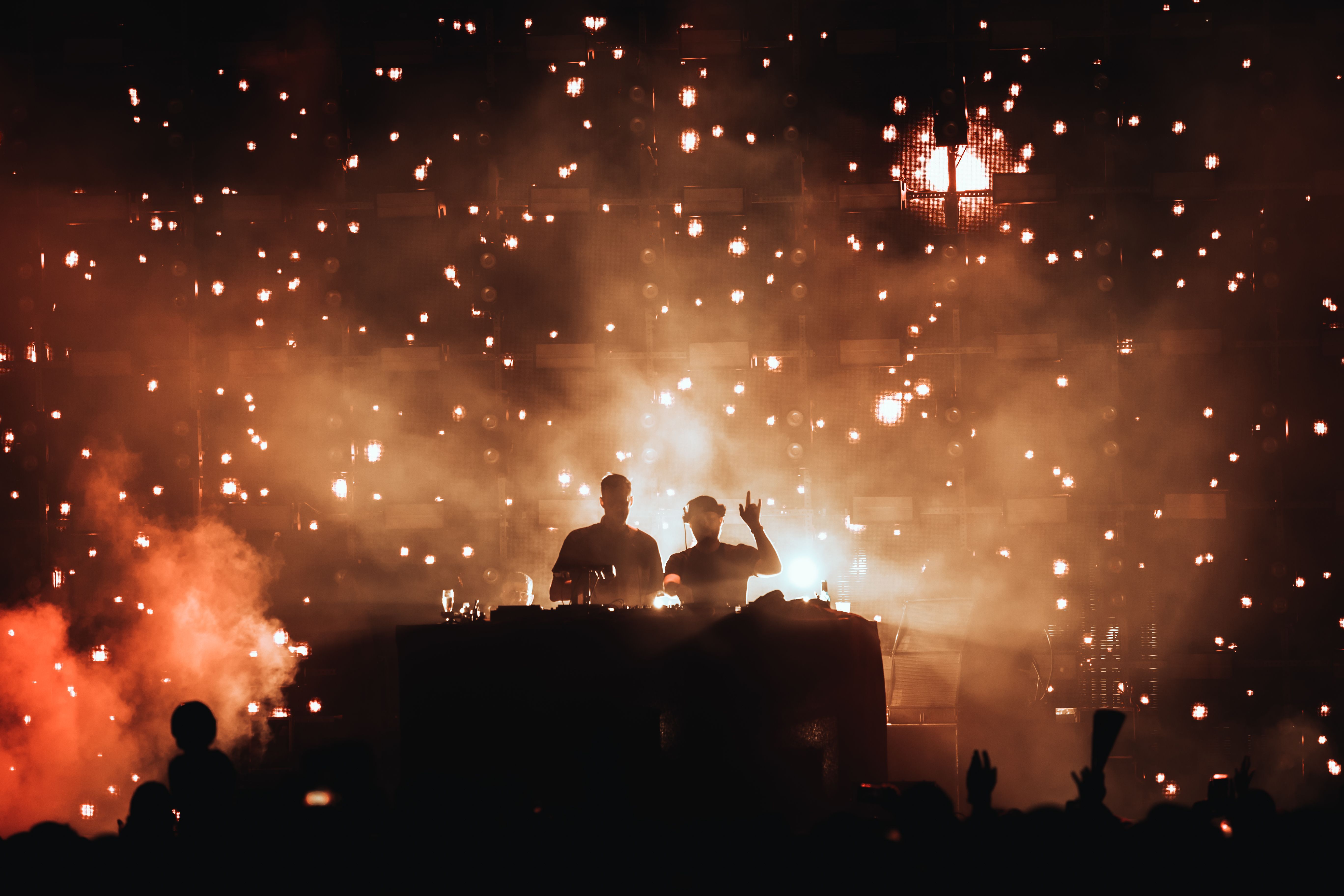 5472x3648 Relive the Rave Experience Beyer x Cirez D Show Gallery