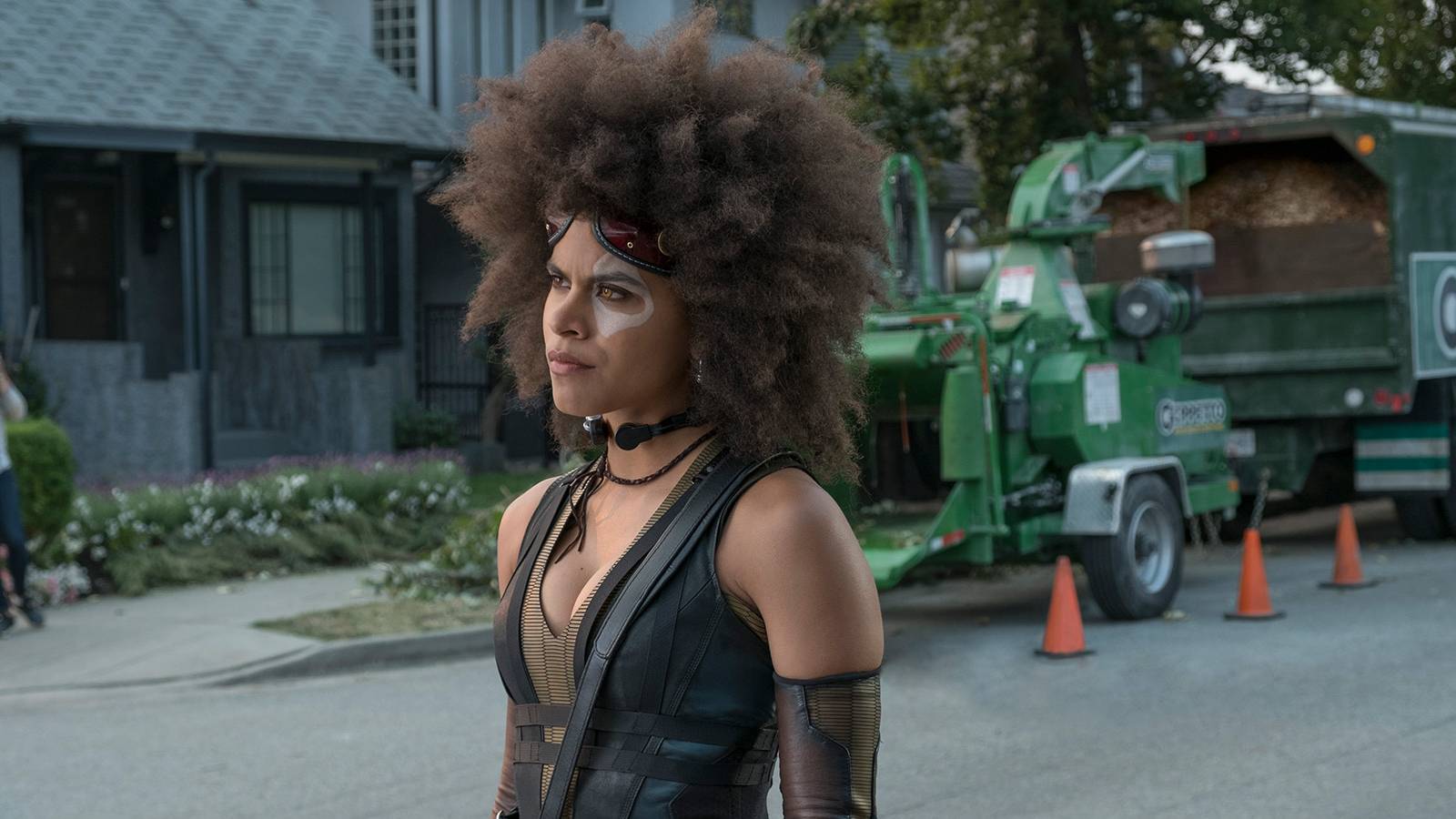 1600x900 Julian Dennison & Zazie Beetz Interview: Deadpool 2