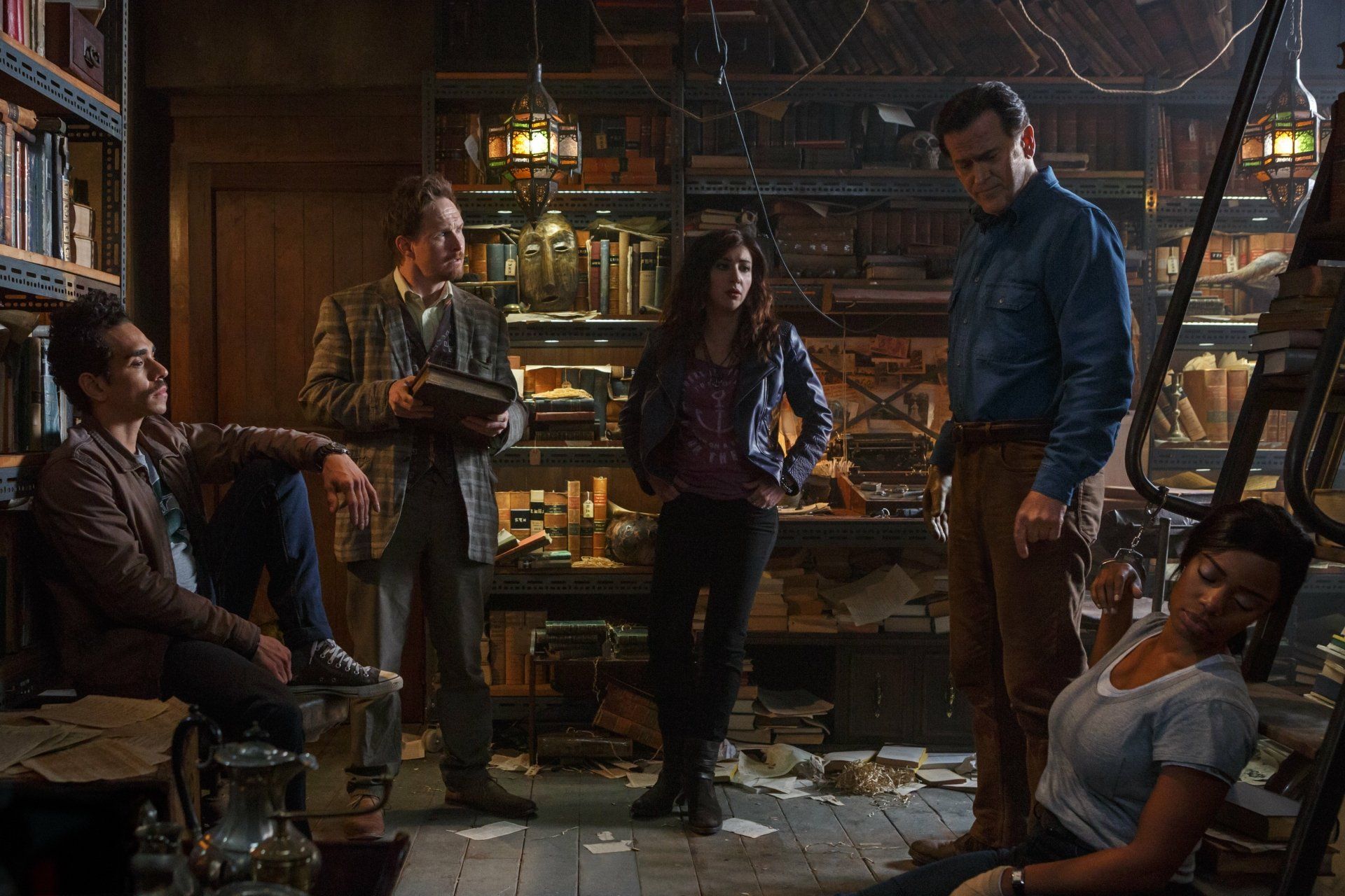 1920x1280 Ash vs Evil Dead Cast in 4K Ultra HD Wallpaper