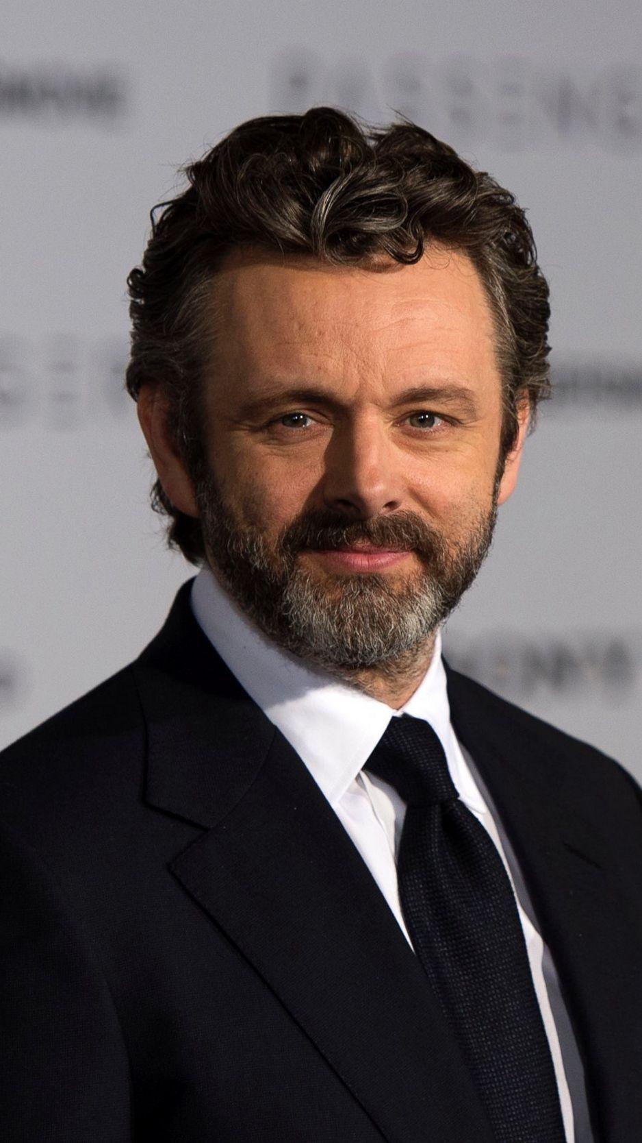 938x1668 Michael Sheen Wallpaper