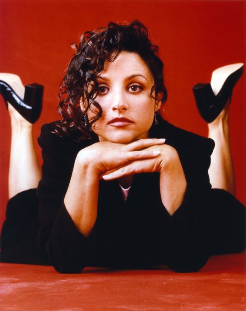 791x1000 Julia Louis Dreyfus Red Background Portrait Photo Print (8 x 10): Posters & Prints