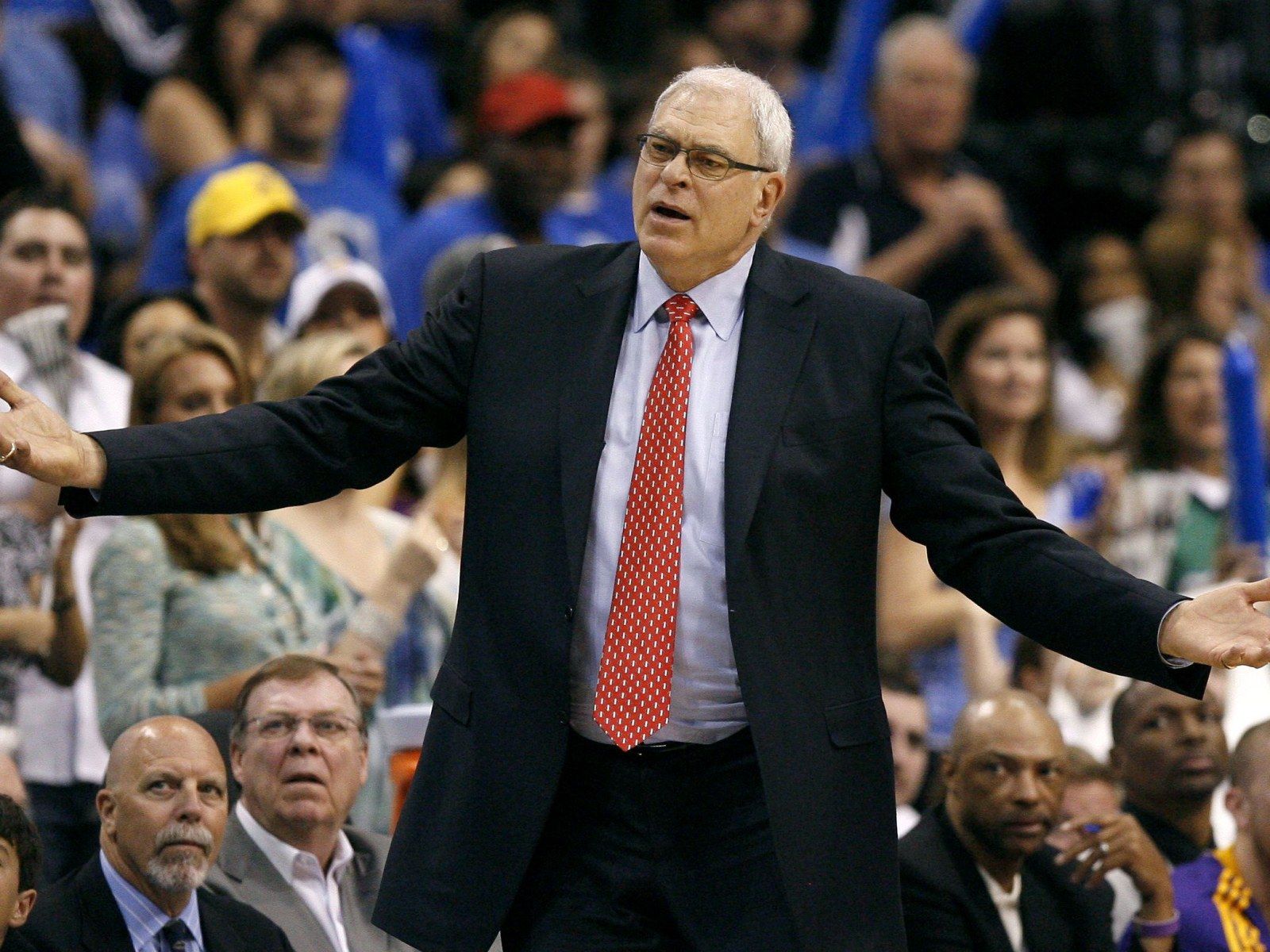 1600x1200 NBA Rumors: Phil Jackson To Be Handed Control Of New York Knicks Front Office By Week's End