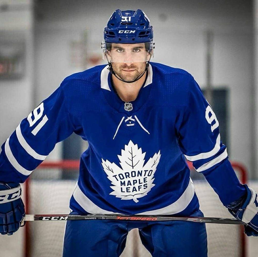 1000x996 Download John Tavares Toronto Maple Leafs Centre Wallpaper