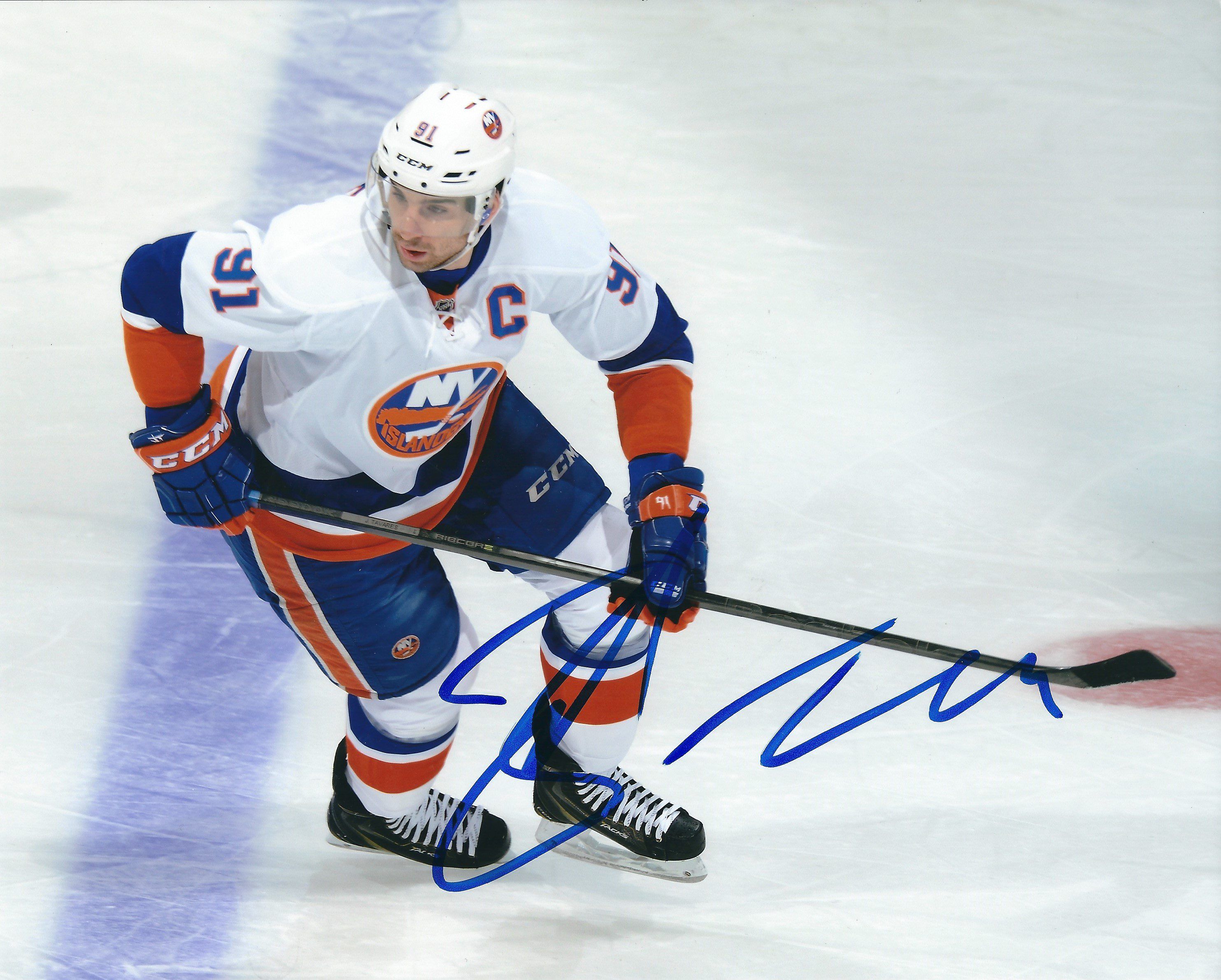 2967x2383 Autographed John Tavares New York Islanders 8x10 photo