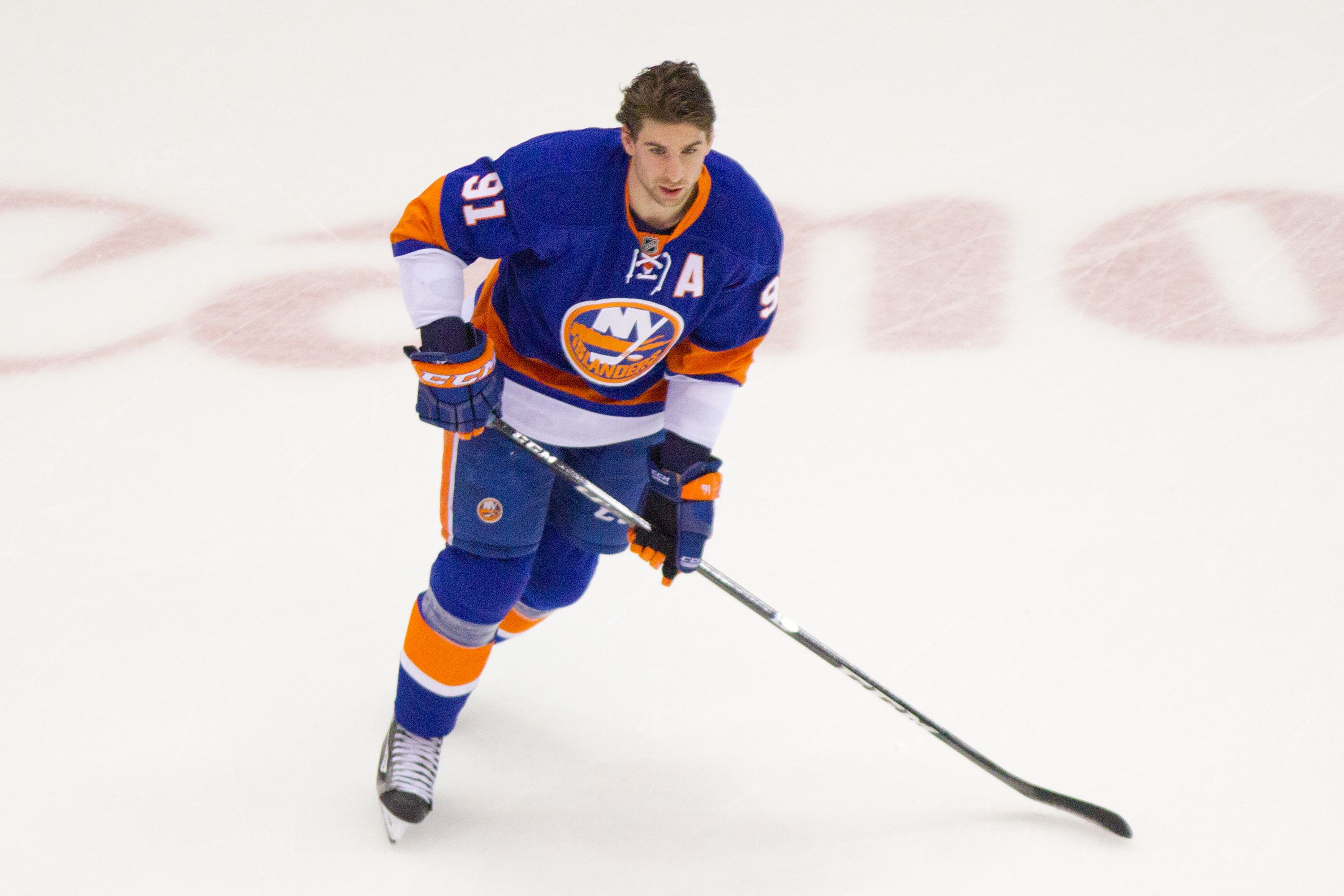 3000x2000 John Tavares