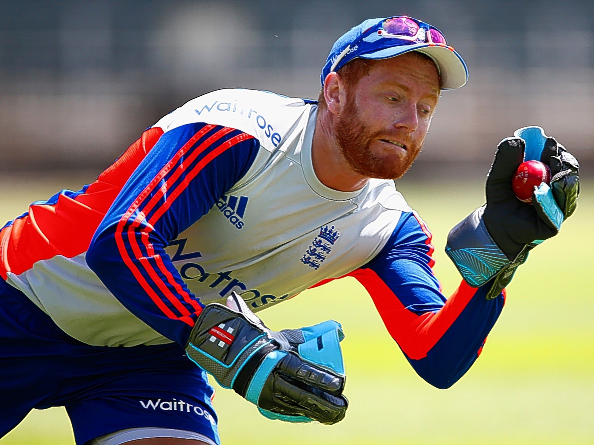 2048x1536 South Africa vs England: Jonny Bairstow plans to keep a firm grip on Test gloves