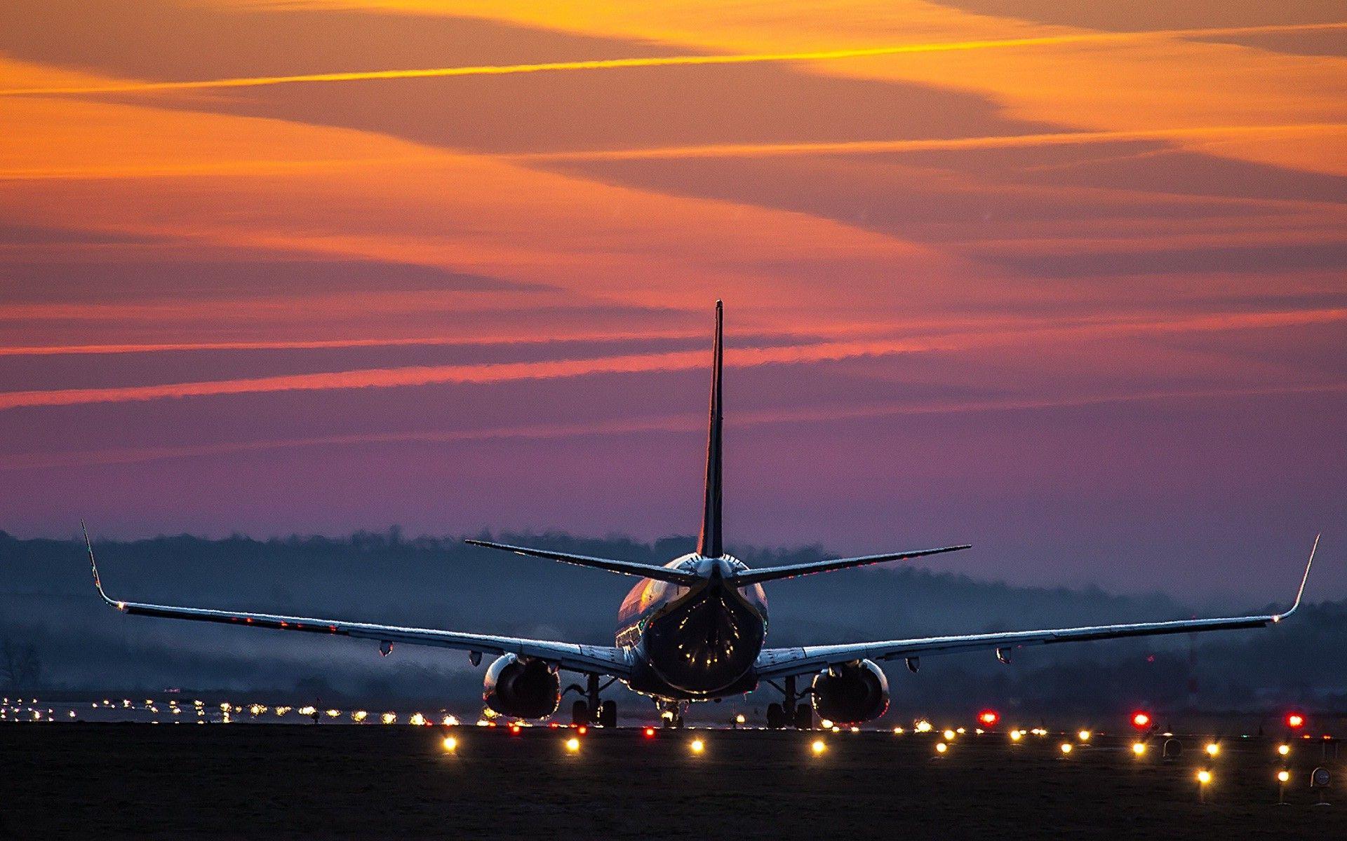 1920x1200 Airplane Wallpaper