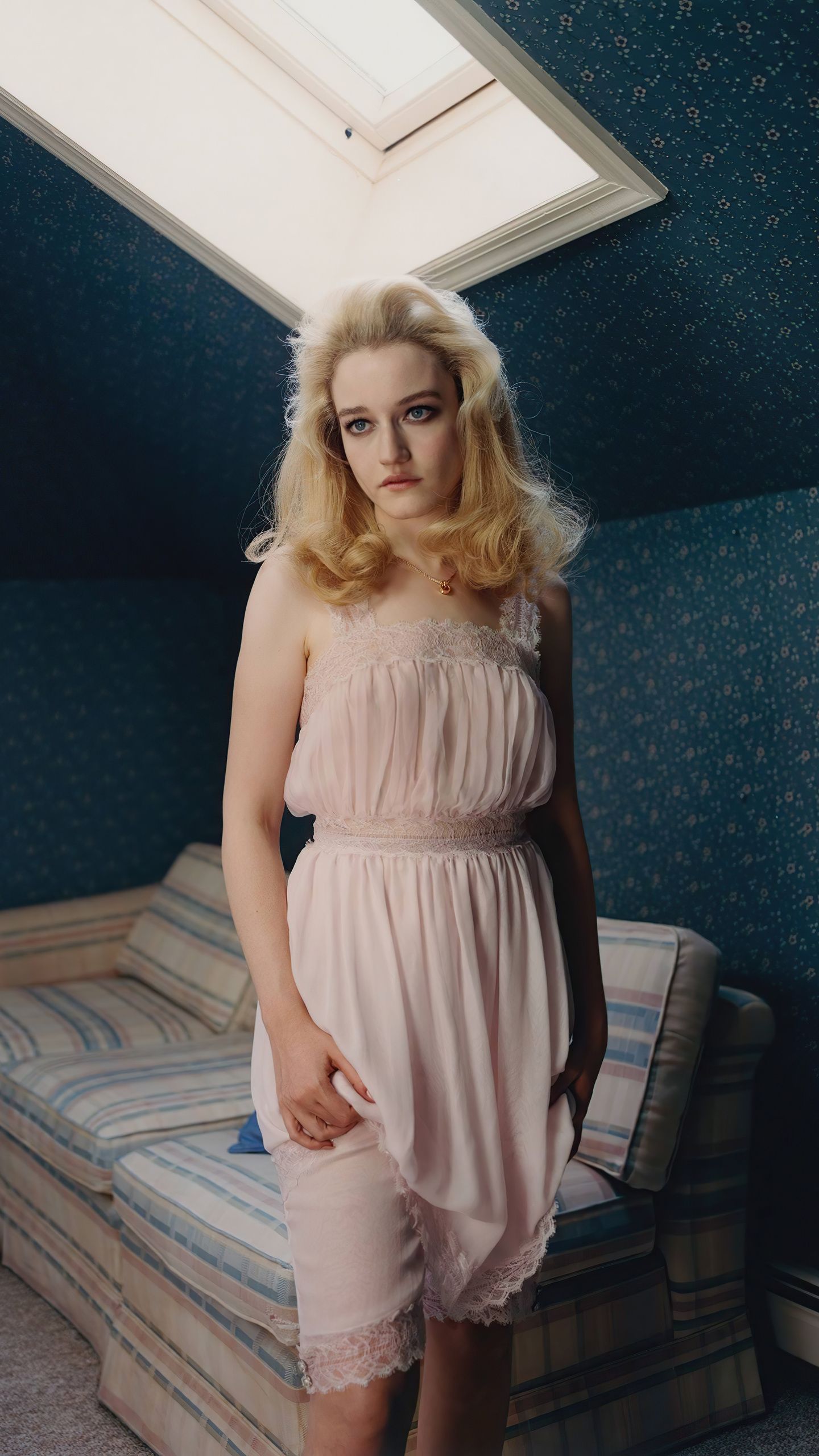 1440x2560 Julia Garner W Magazine 4k Samsung Galaxy S S7 , Google Pixel XL , Nexus 6P , LG G5 , HD 4k Wallpaper, Image, Background, Photos and Picture