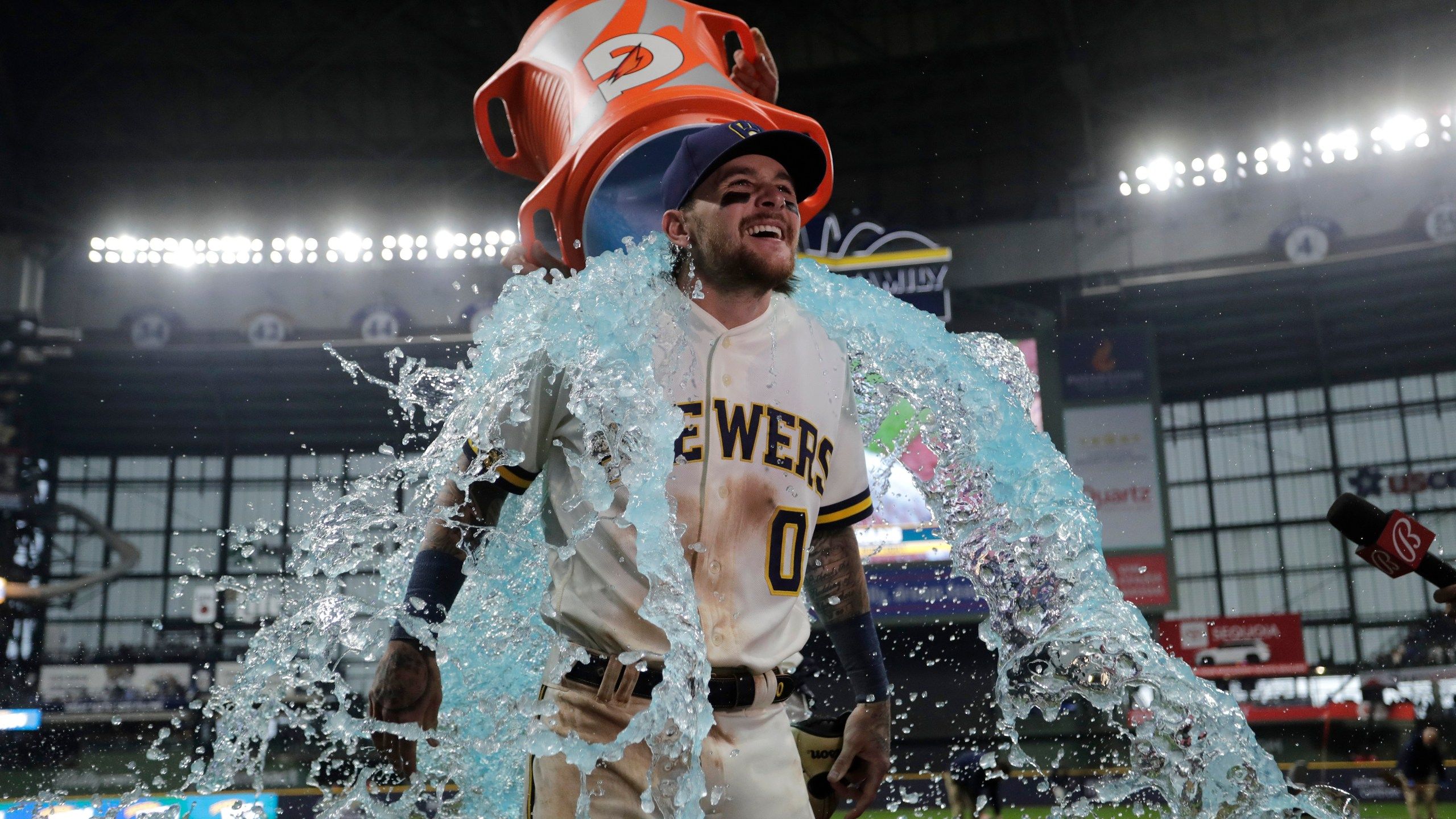 2560x1440 Brewers' New Look Lineup Delivers Plenty Of Fireworks Early