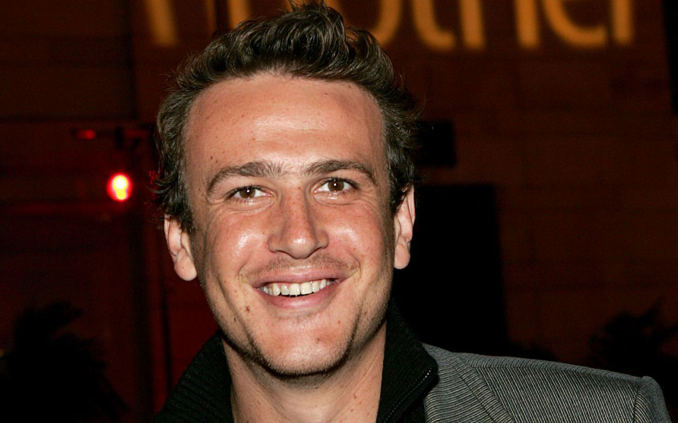 2560x1600 Download American Actor Celebrity Jason Segel HD Wallpaper