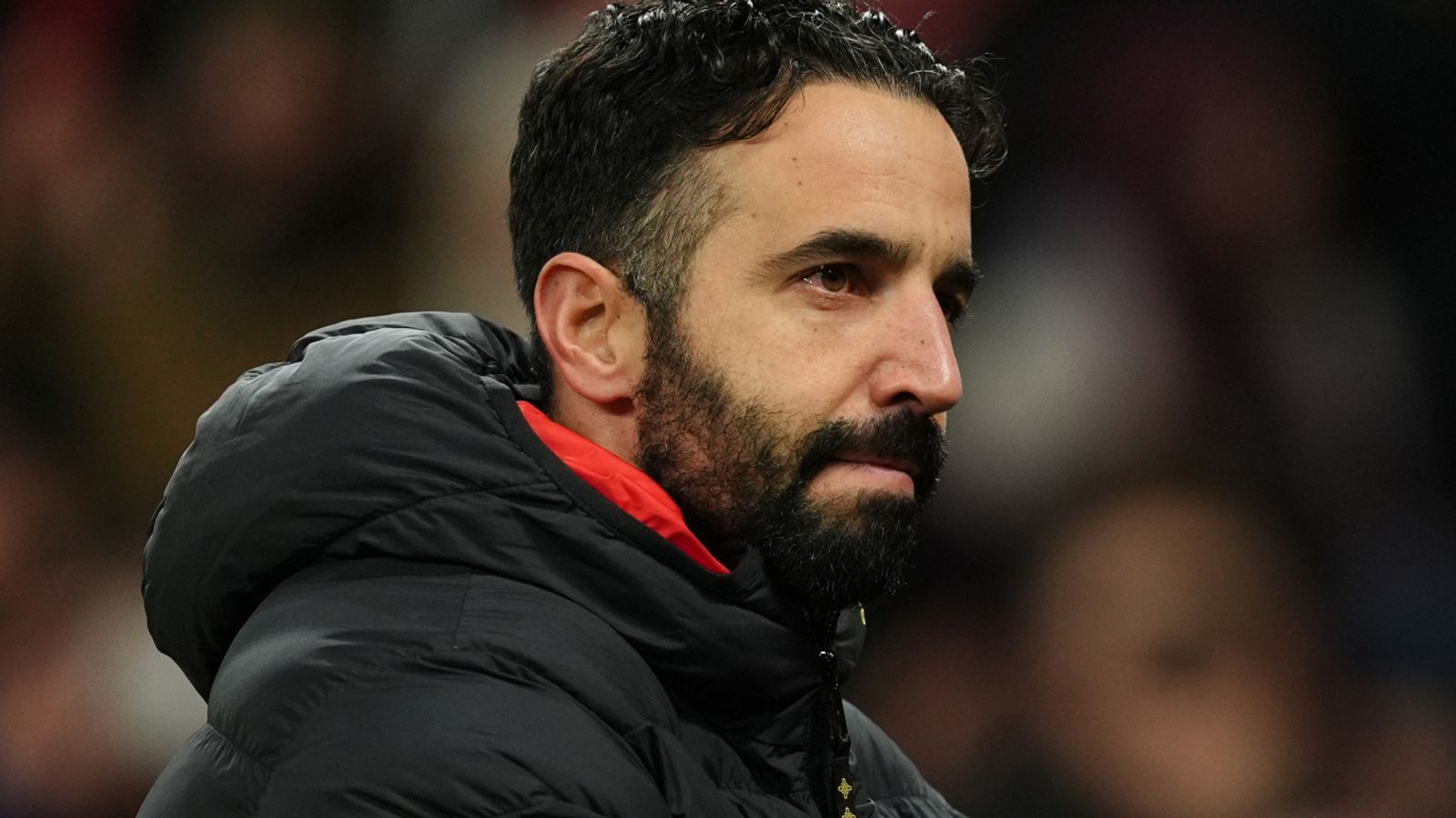 1600x900 Man Utd boss Ruben Amorim says media pressure meant team couldn't change formation as Bruno Fernandes remains on sidelines
