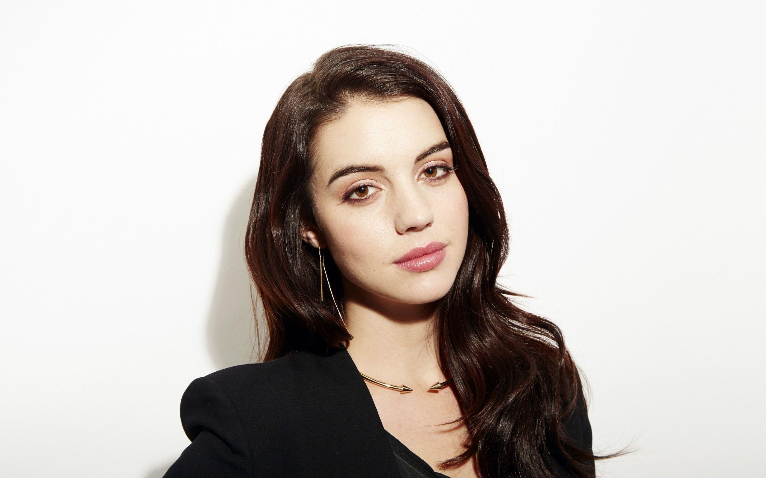 Adelaide Kane Wallpapers Top Free Adelaide Kane Backgrounds