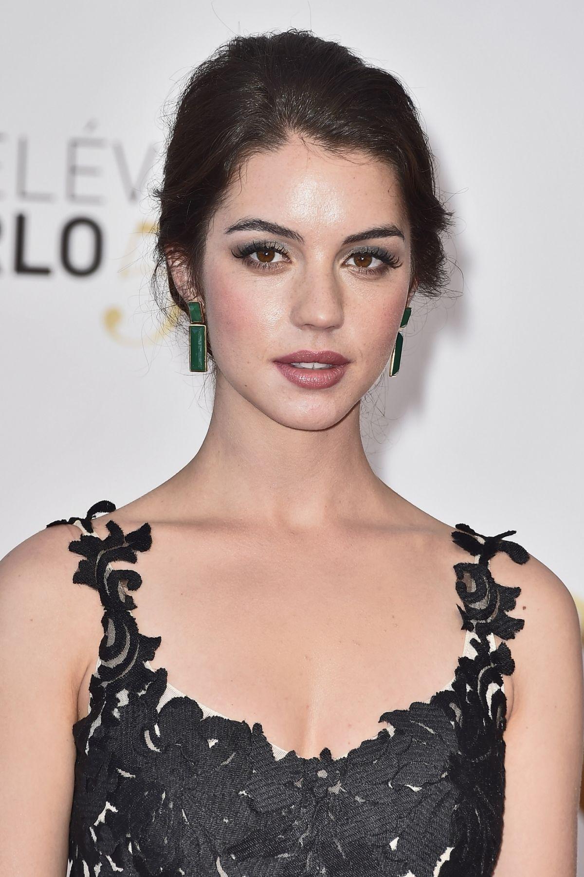 1200x1803 Adelaide Kane Wallpaper