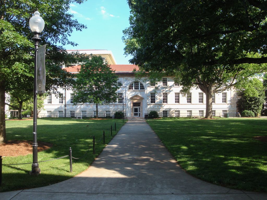 1024x768 Emory University Quadrangle