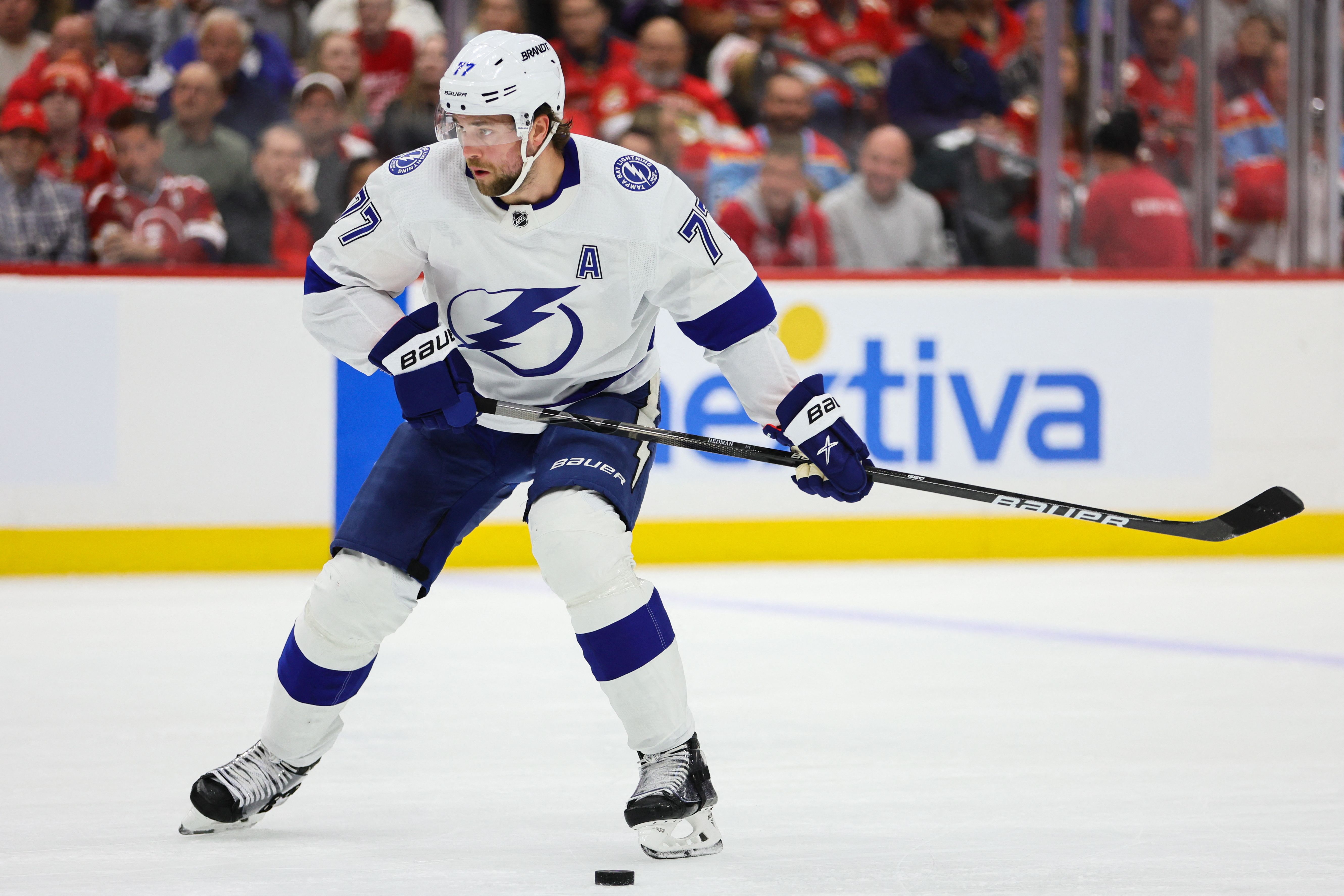 5320x3547 New captains: Victor Hedman in Tampa Bay, Nick Foligno in Chicago