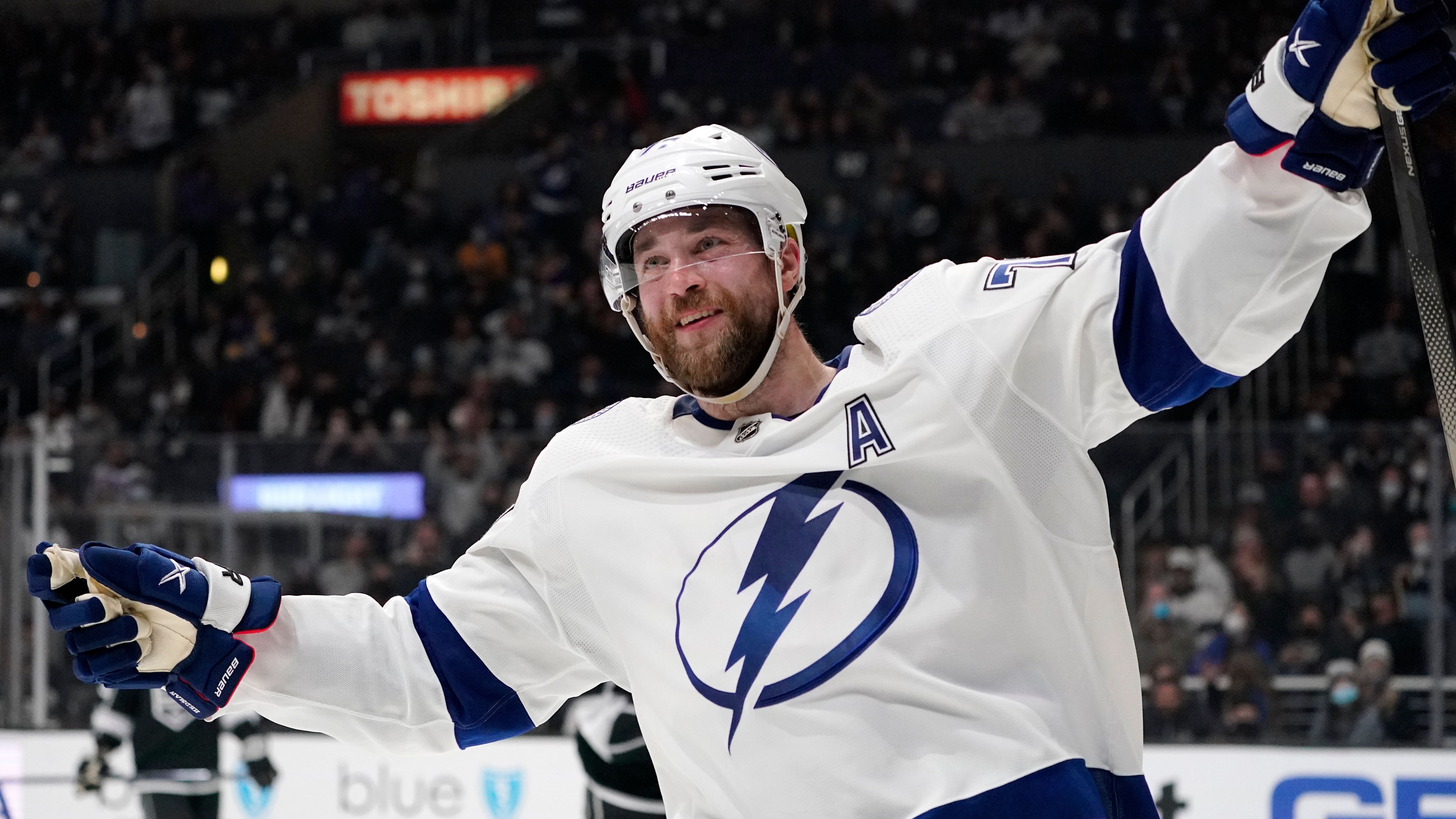 5600x3149 Tampa Bay Lightning D Victor Hedman takes part in morning skate
