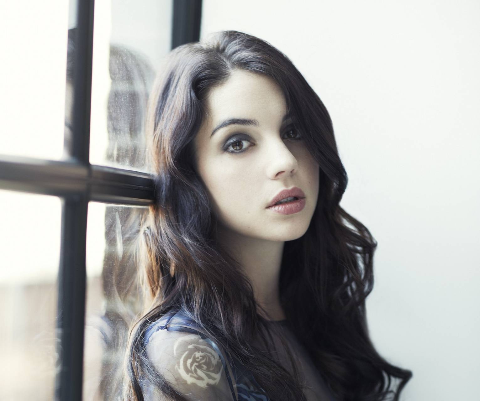 1531x1280 Adelaide Kane wallpaper