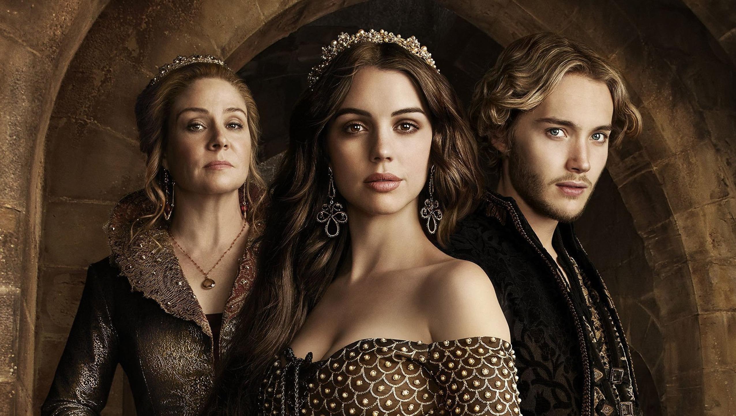 2552x1442 Adelaide Kane Desktop Wallpaper