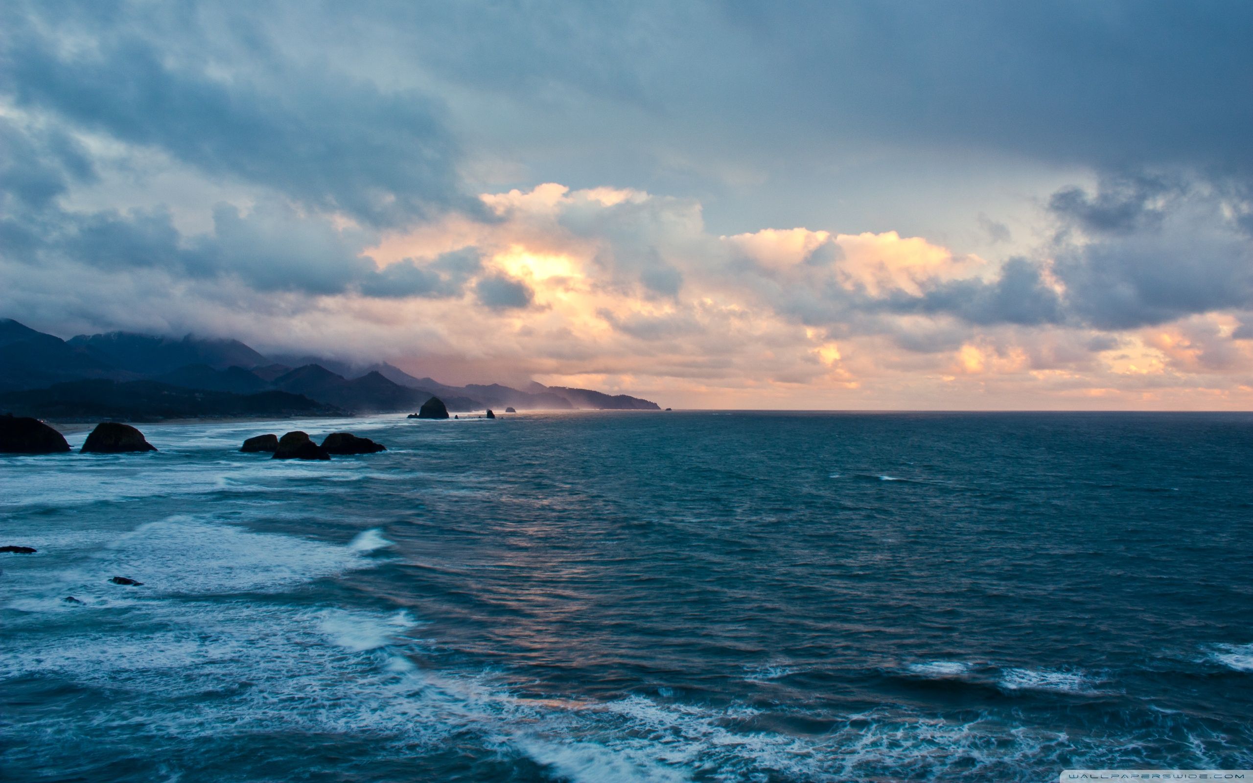2560x1600 Shoreline Wallpaper