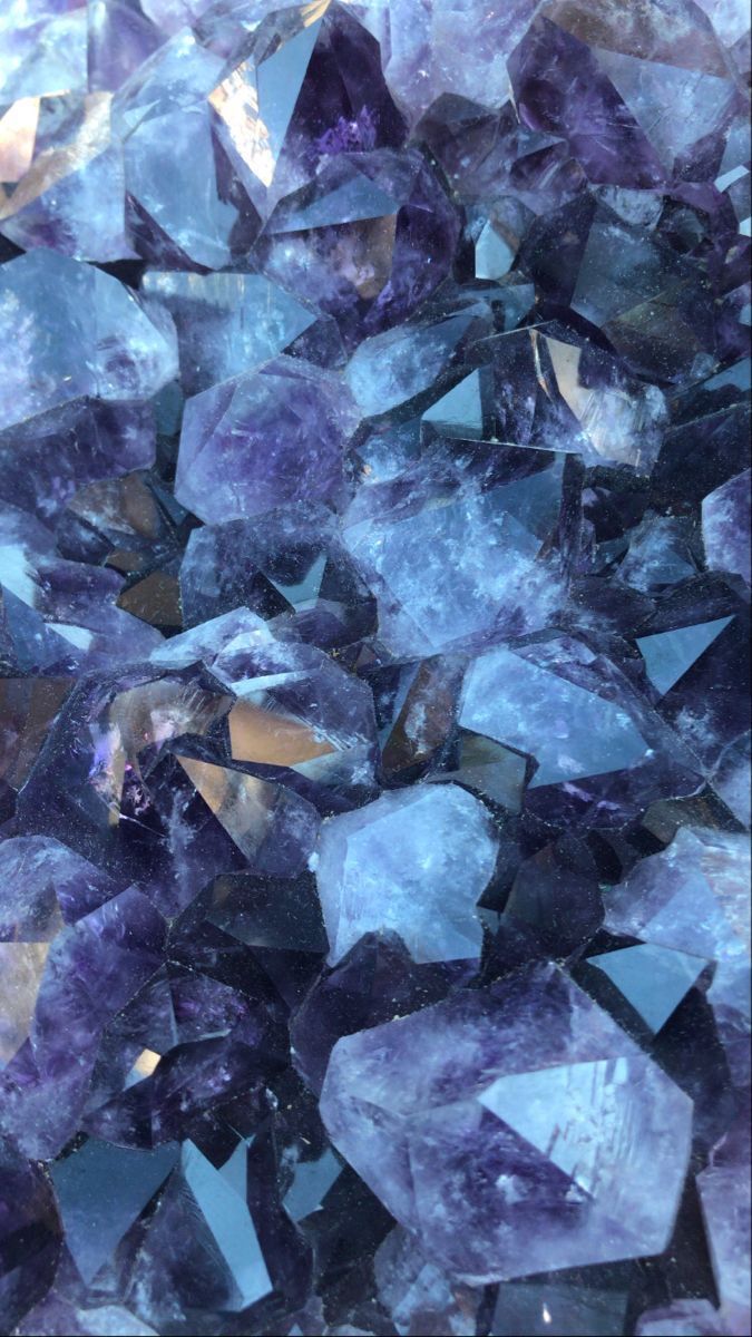 675x1200 Crystal stone wallpaper