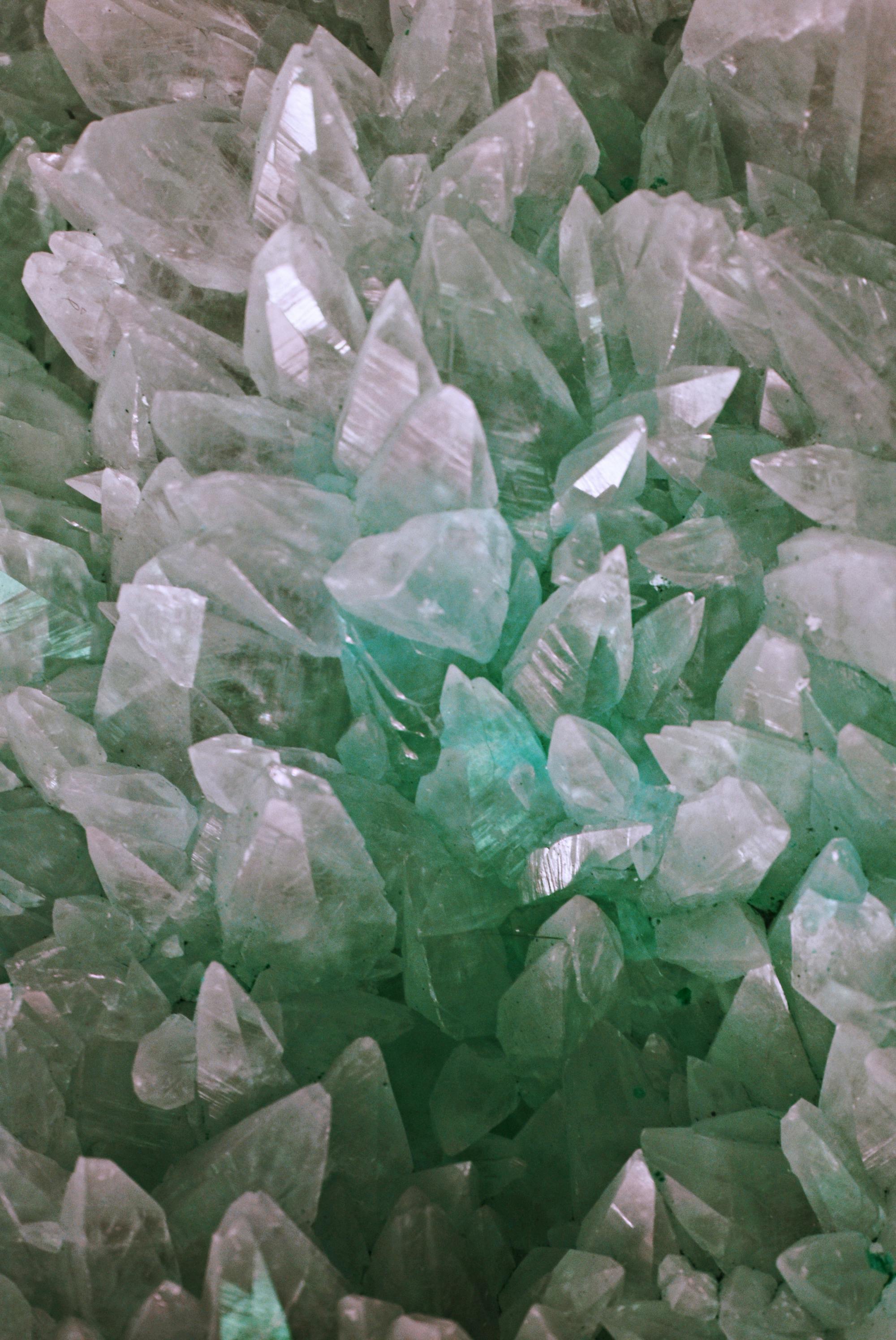 2000x2992 Bunch of Quartz Crystal · Free