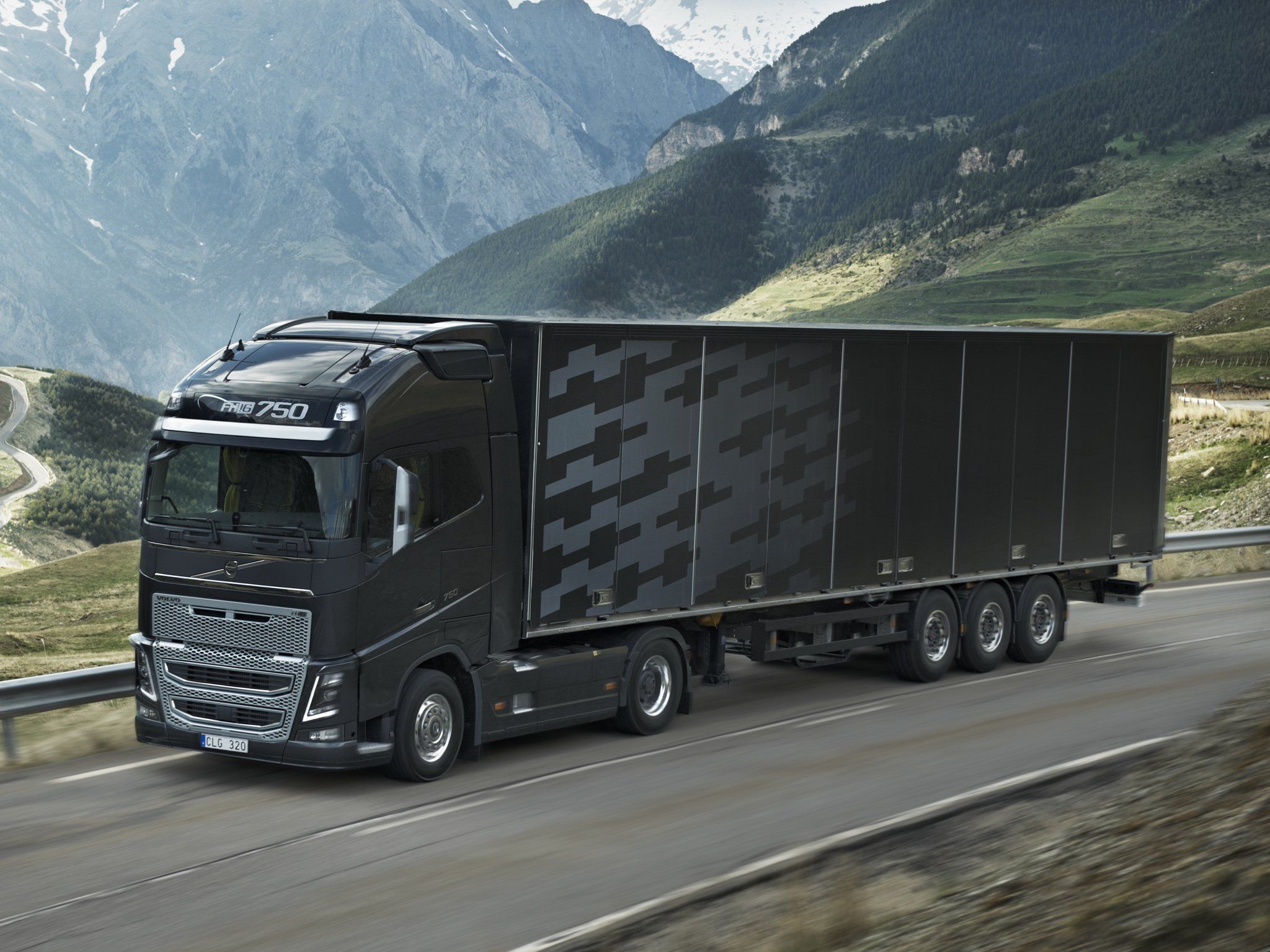 2048x1536 Volvo, Fh 4x Semi, Tractor Wallpaper HD / Desktop and Mobile Background