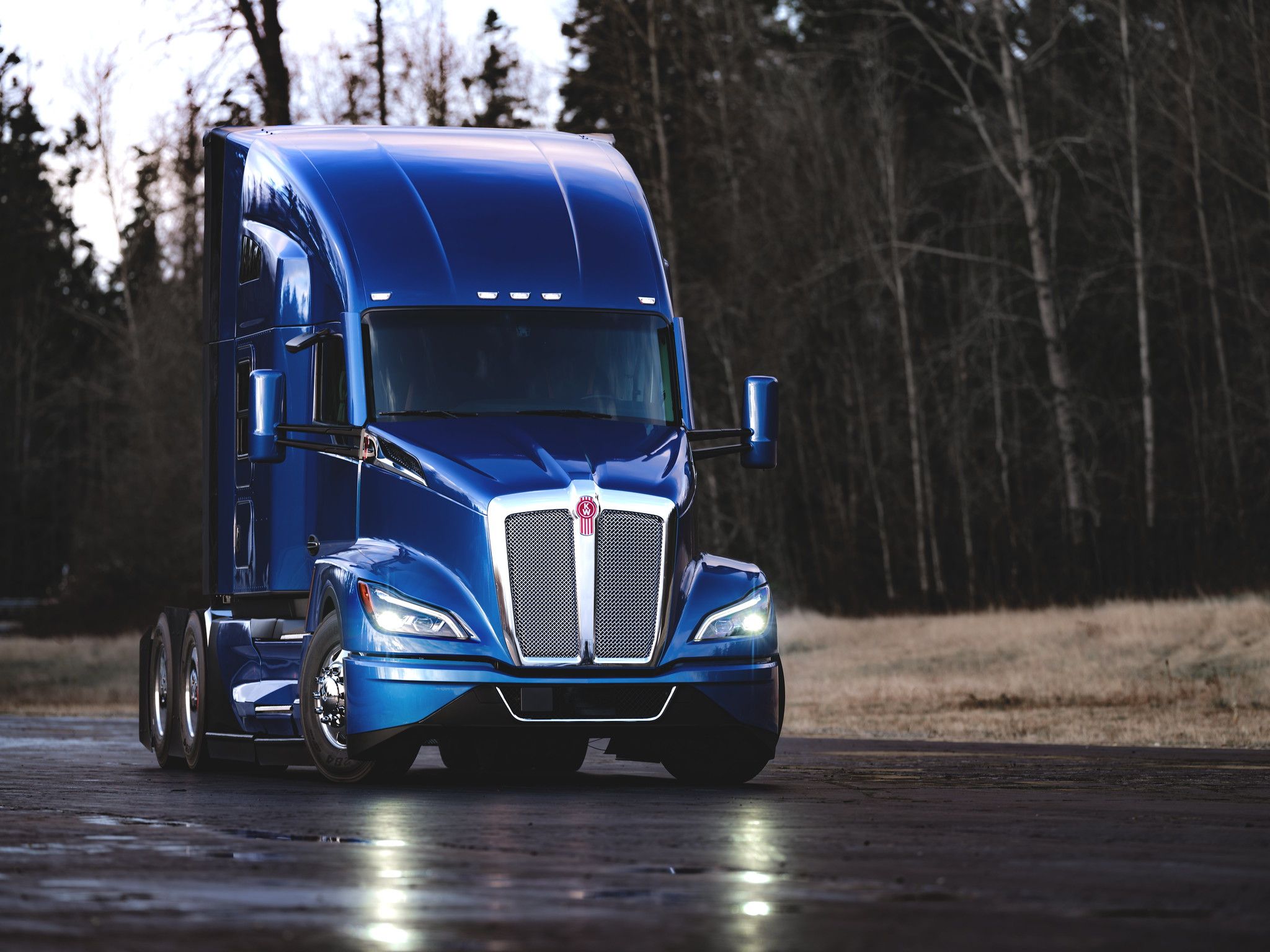 2048x1536 Kenworth T680 Wallpaper