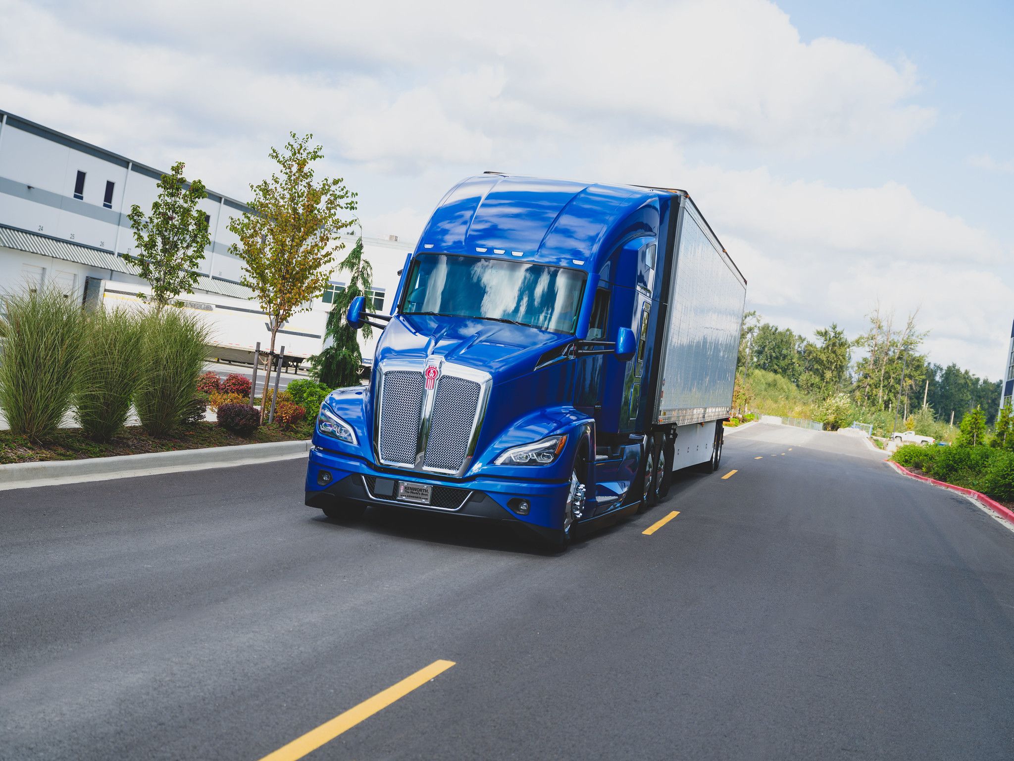 2048x1536 Kenworth adds new ADAS features to T680