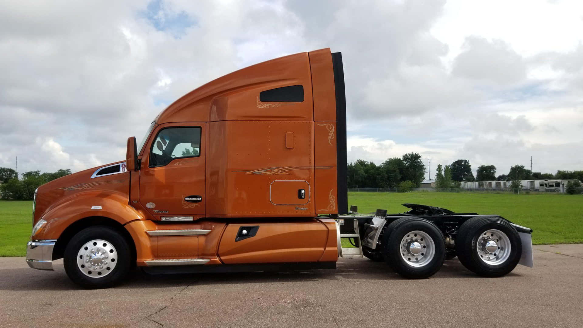 1920x1080 Kenworth T680 Wallpaper