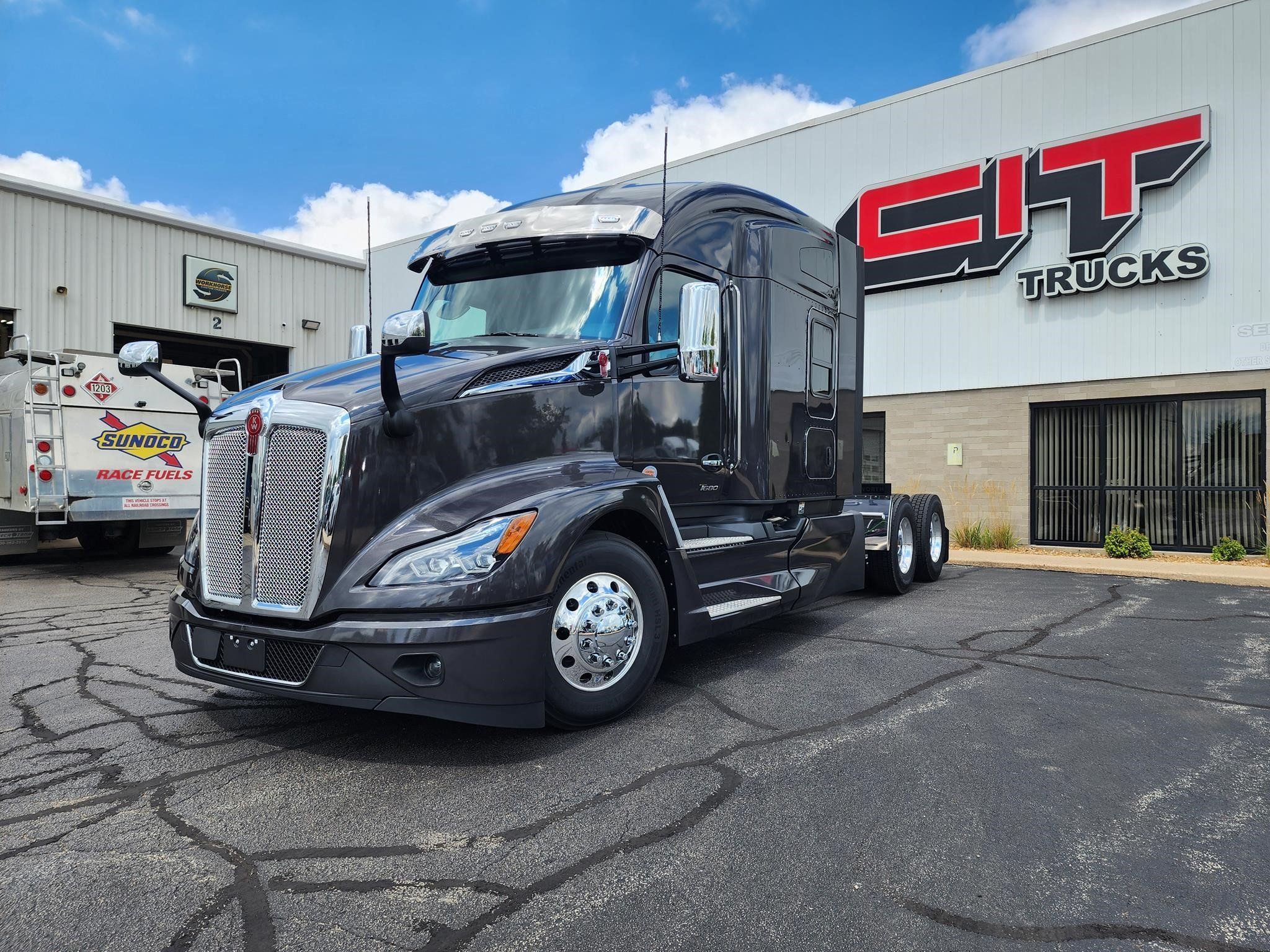 2048x1536 KENWORTH T680
