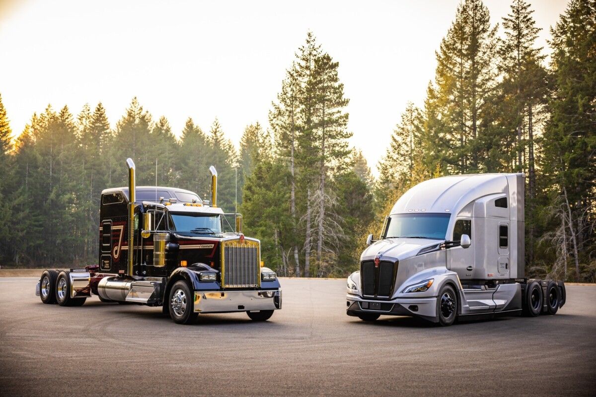 1200x800 VIDEO: Check out Kenworth's 100th Anniversary Special Edition Trucks