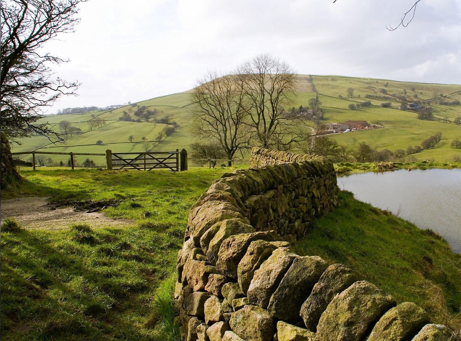 1550x1148 English Countryside Wallpaper