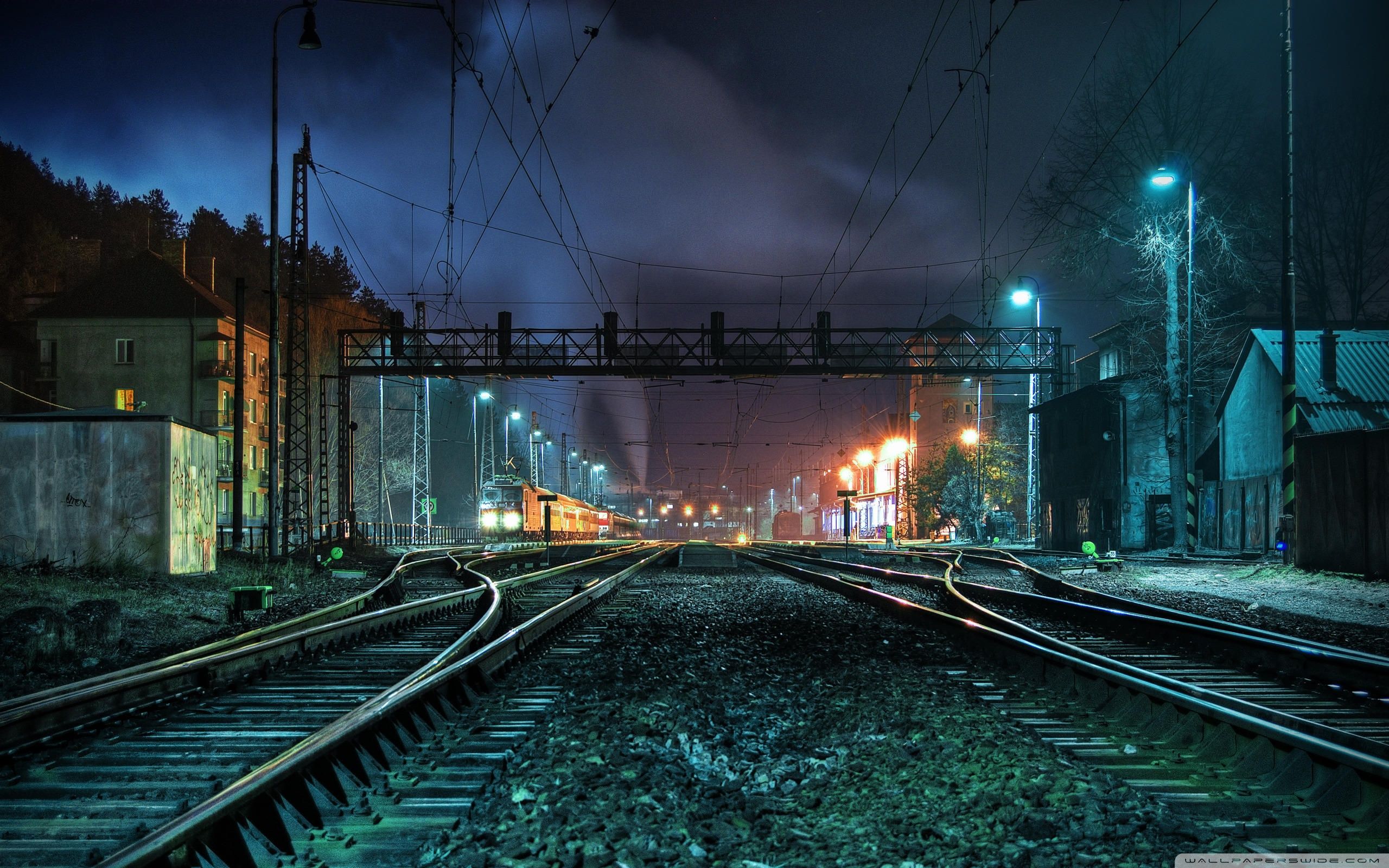 2560x1600 Train Station At Night 4K UHD Wallpaper for UltraHD Desktop and TV : Dual Monitor : Smartphone and Tablet Devices