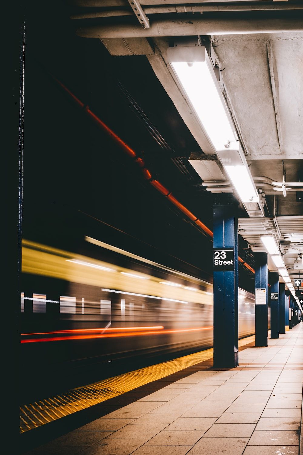 1000x1500 NYC Subway Wallpaper
