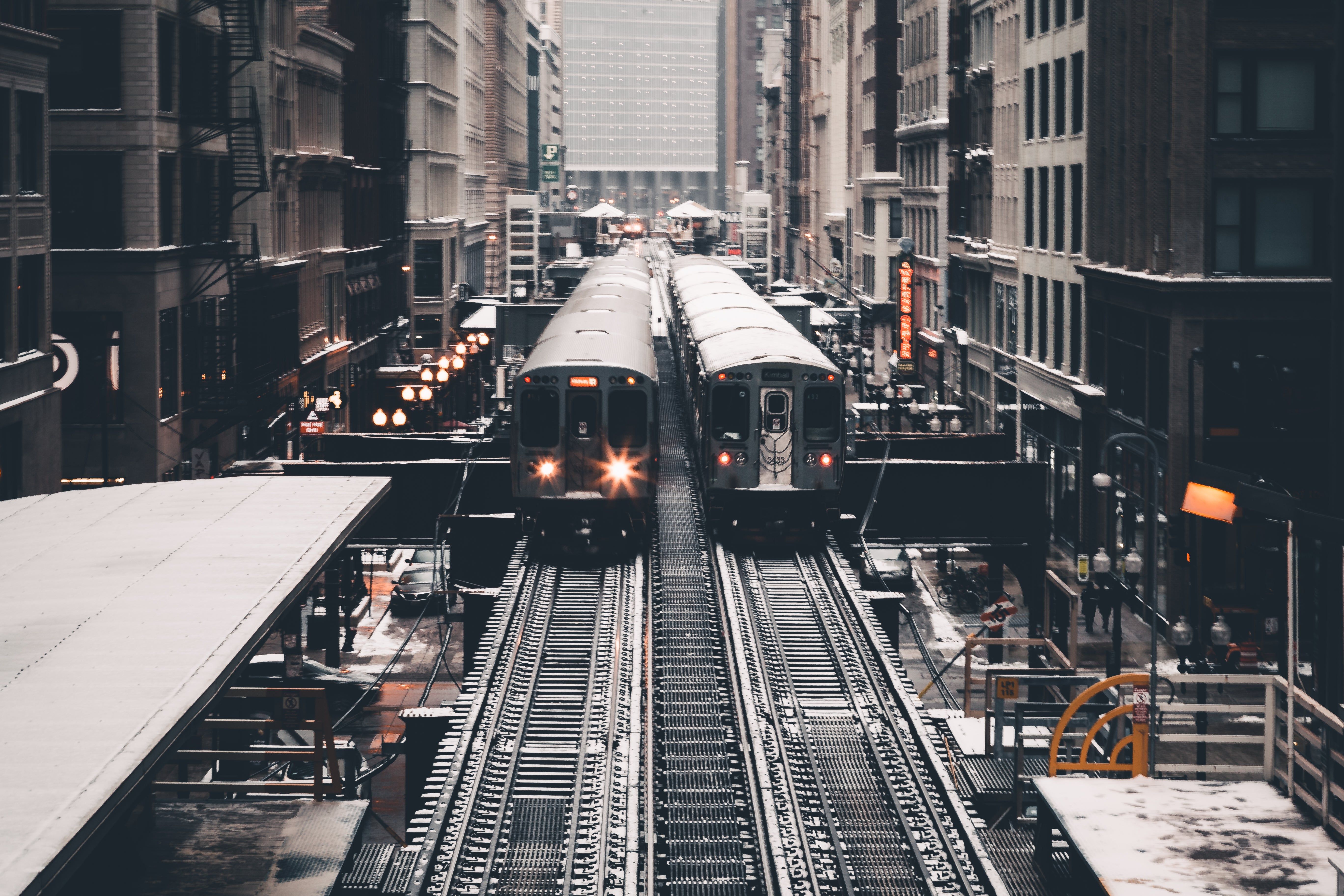 5472x3648 Picture of Chicago Subway Station