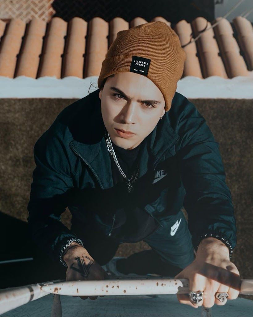 819x1024 Juan De Dios Pantoja Wallpaper