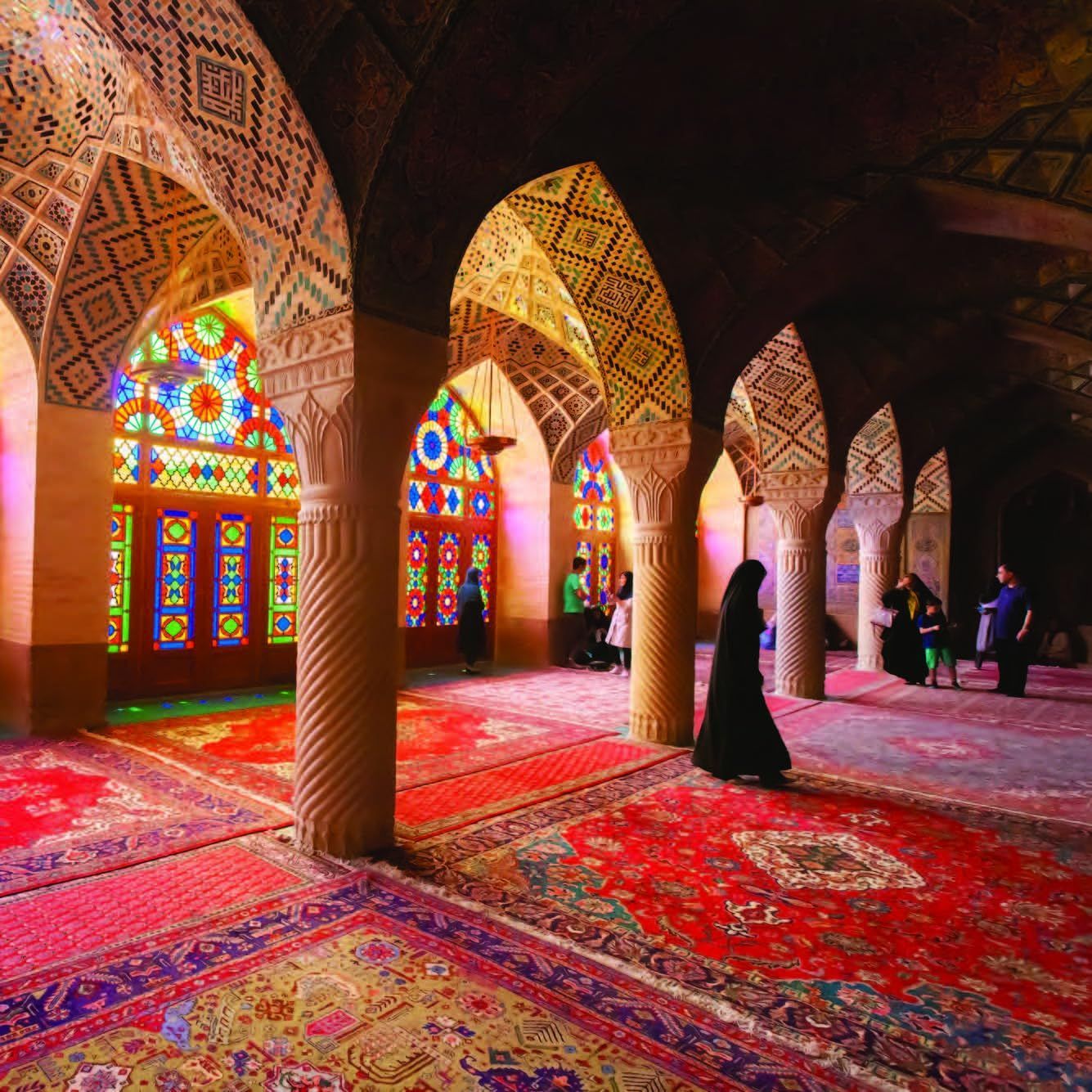 1335x1335 Iranian Architecture: A Visual History